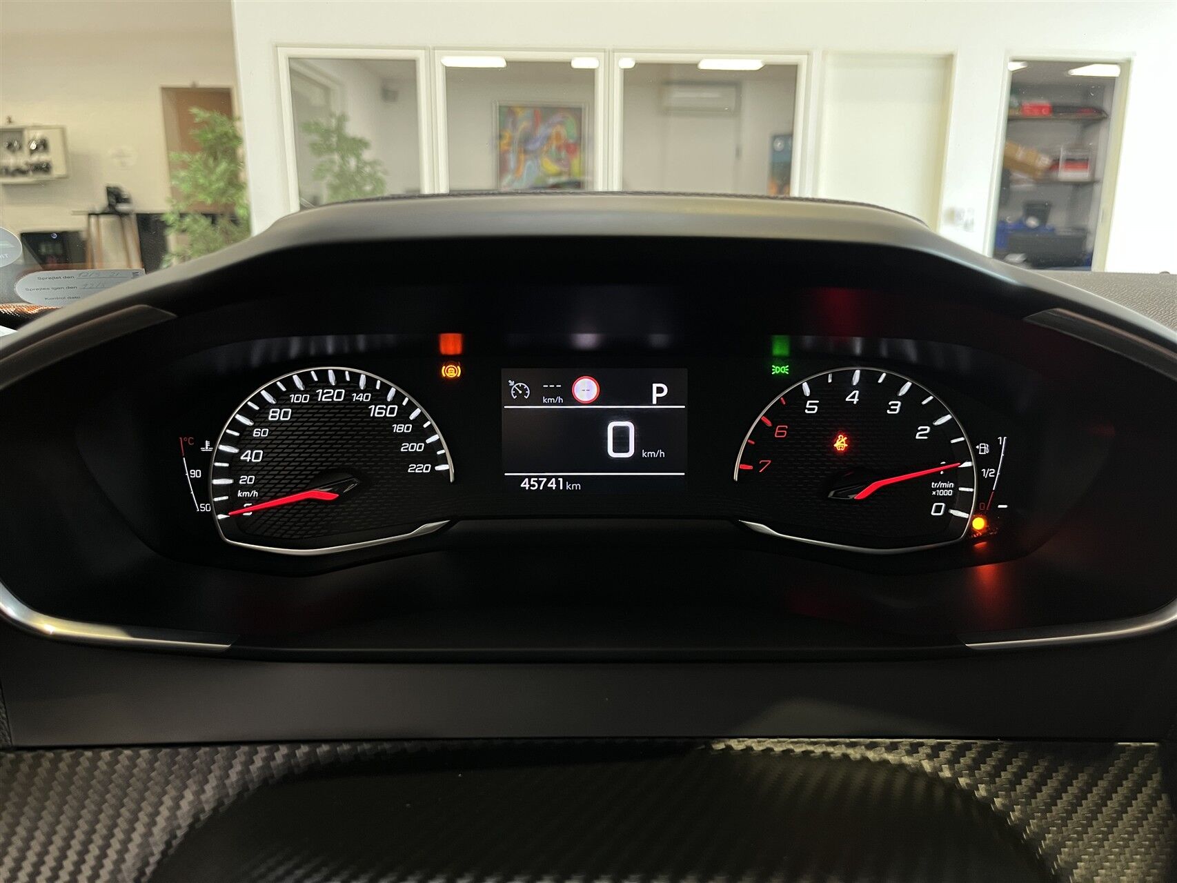 Billede af Peugeot 2008 1,2 PureTech Active Limited EAT8 130HK 5d 8g Aut.