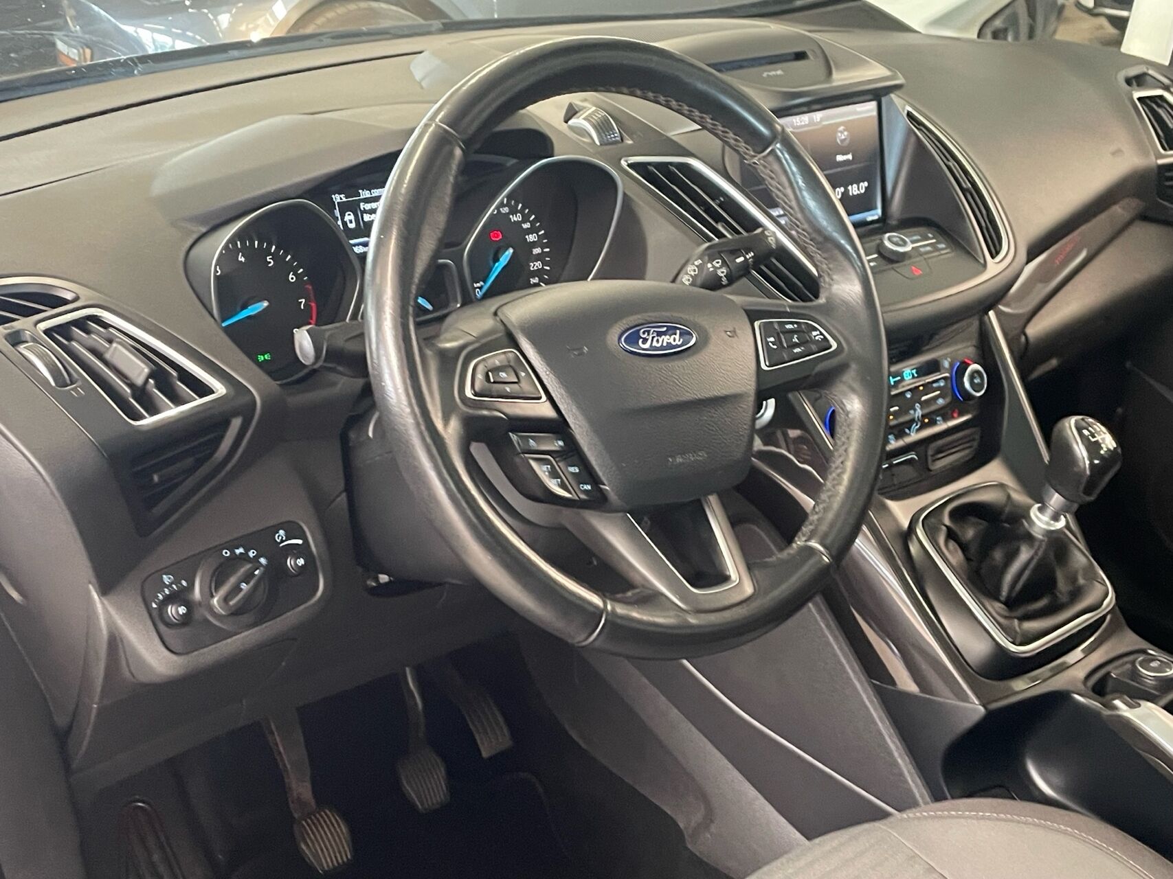 Billede af Ford Grand C-MAX 1,0 EcoBoost Titanium 125HK 6g
