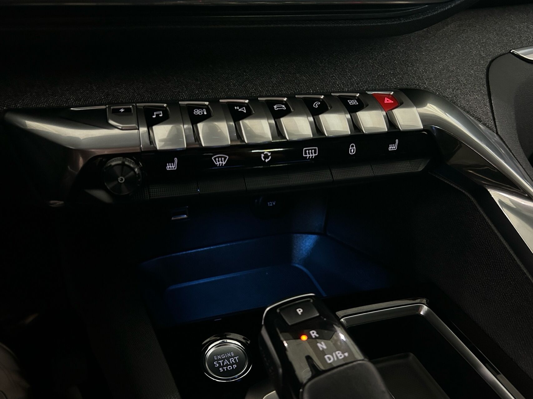 Billede af Peugeot 3008 1,6 PureTech  Plugin-hybrid Allure Pack EAT8 225HK 5d 8g Aut.