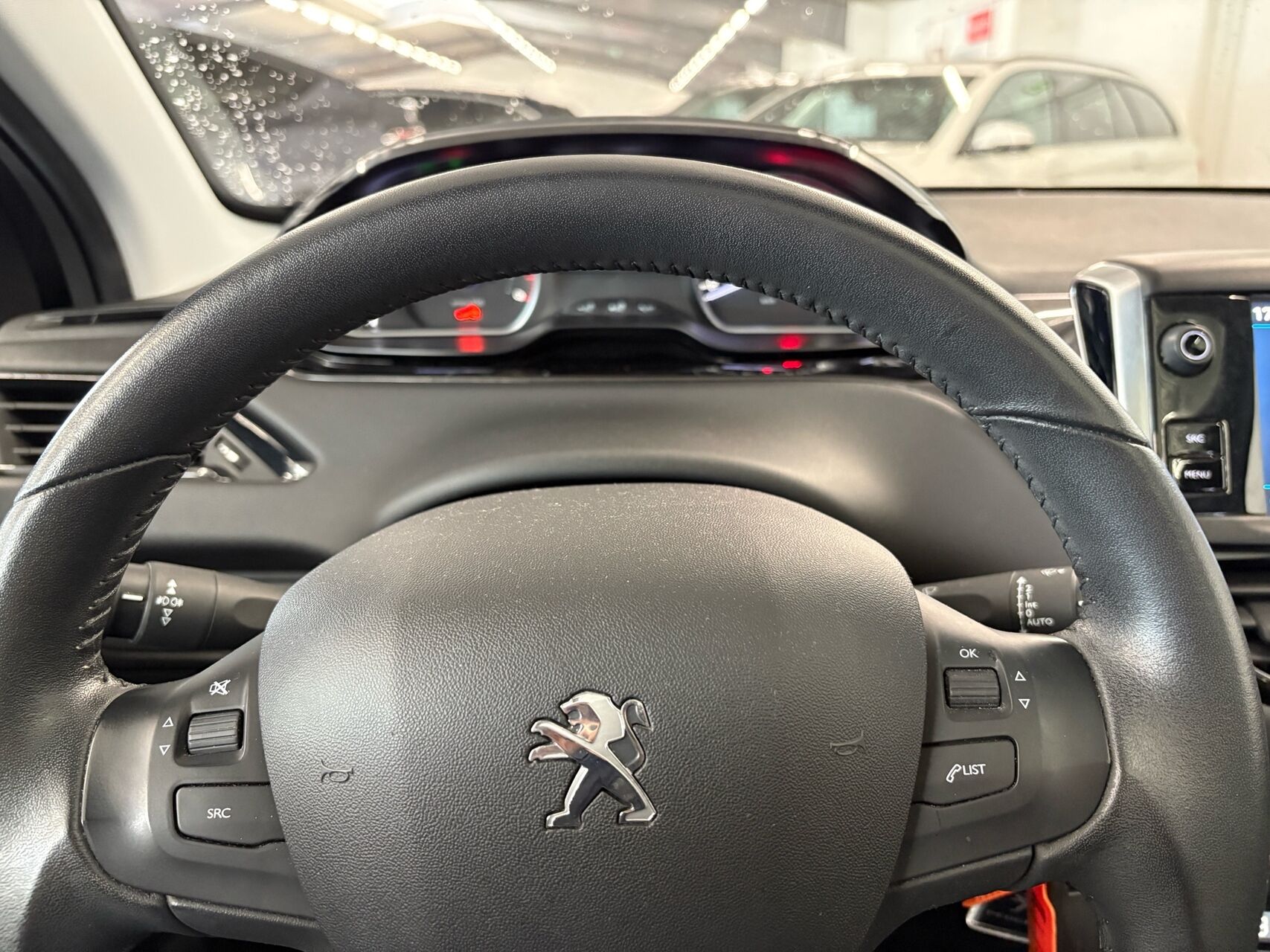 Billede af Peugeot 208 1,5 BlueHDi Signature+ 100HK 5d