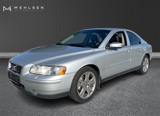 Volvo S60 2,4 Kinetic 140HK