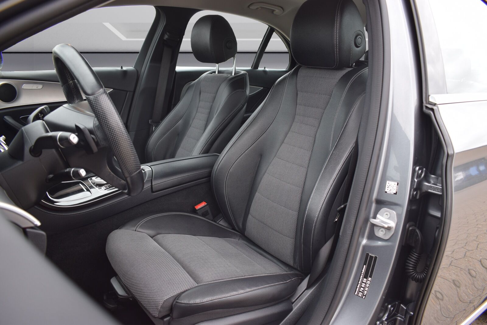 Billede af Mercedes-Benz E220 d 2,0 D AMG Line 9G-Tronic 194HK Aut.