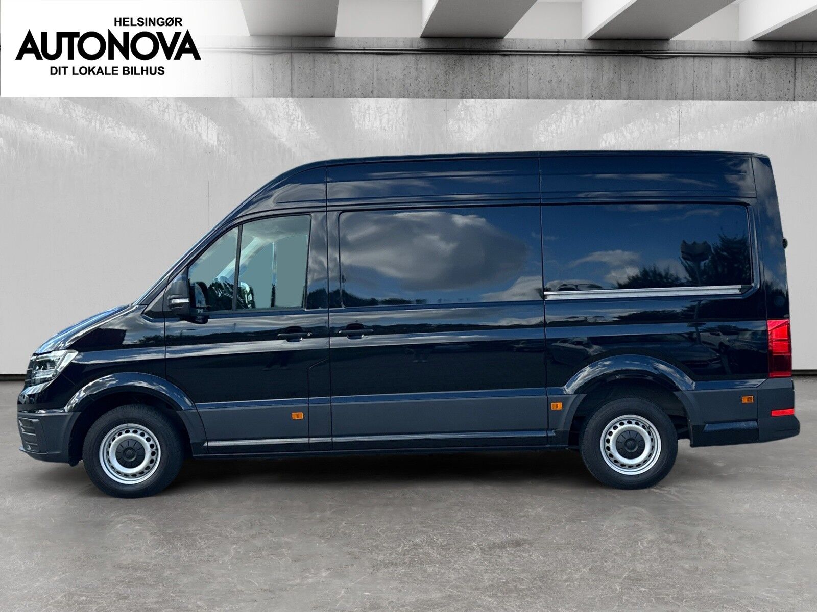 Billede af VW Crafter 35 L3H3 2,0 TDI SCR 177HK Van Aut.