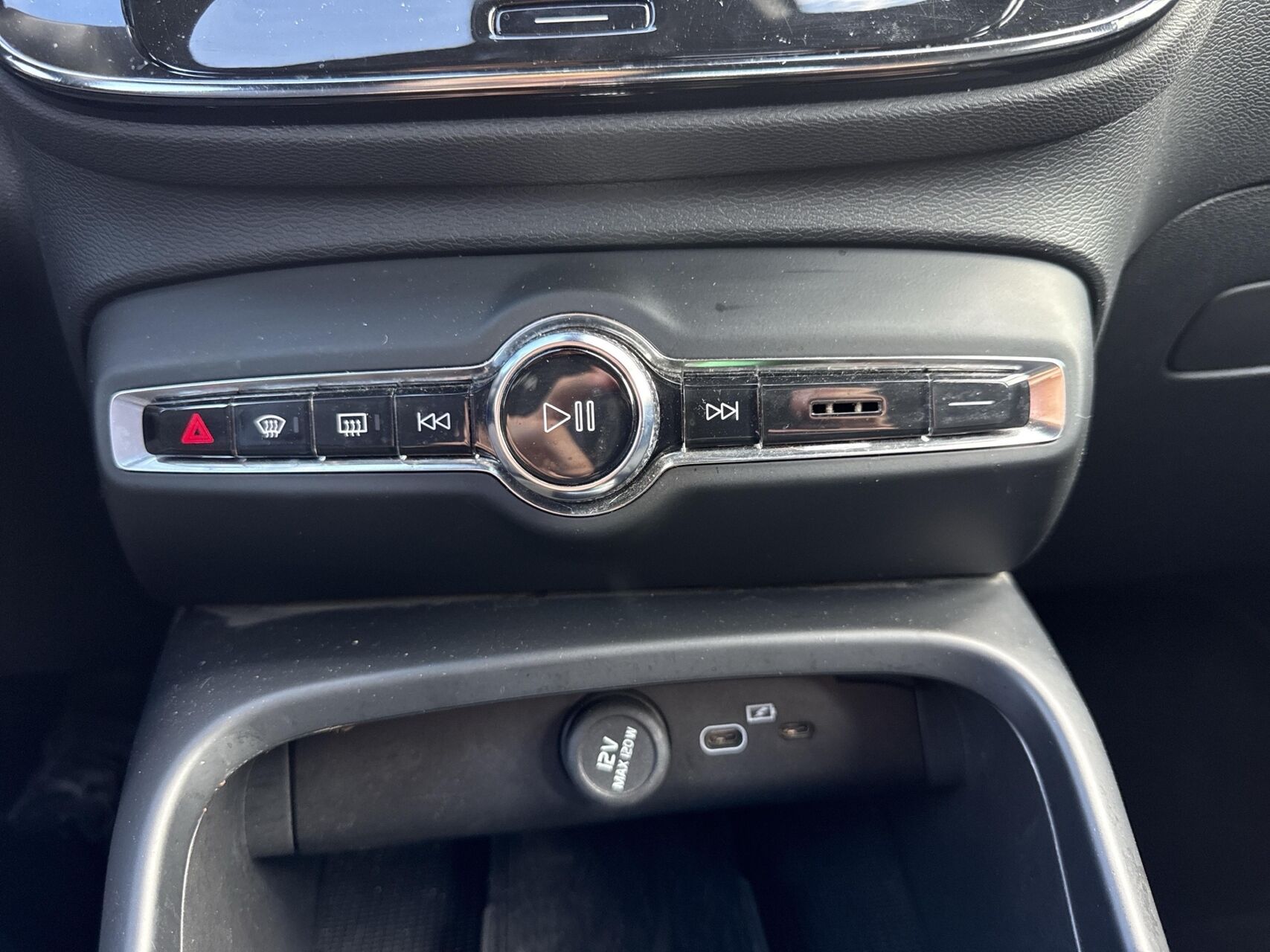 Billede af Volvo XC40 P6 Recharge Core 231HK 5d Aut.