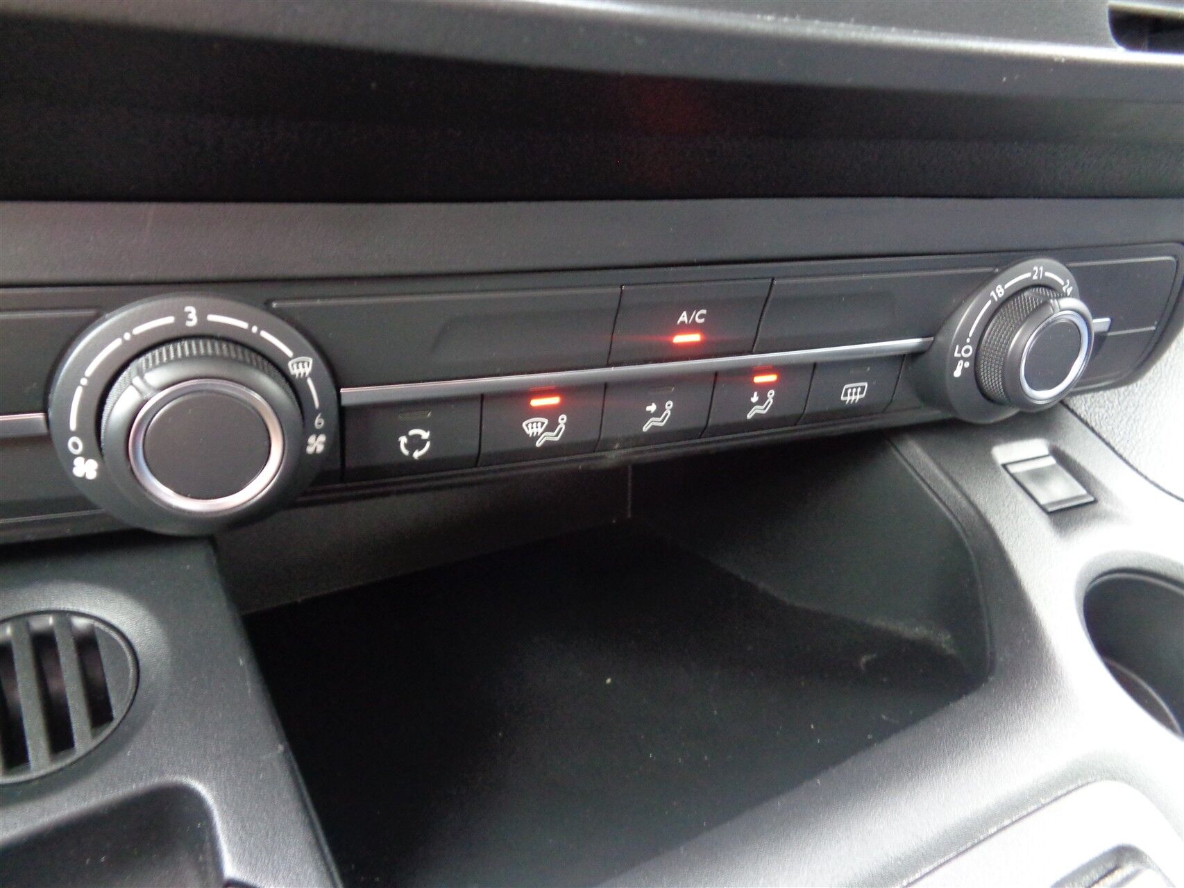 Billede af Opel Combo-e Life L1 EL Edition 136HK Aut.