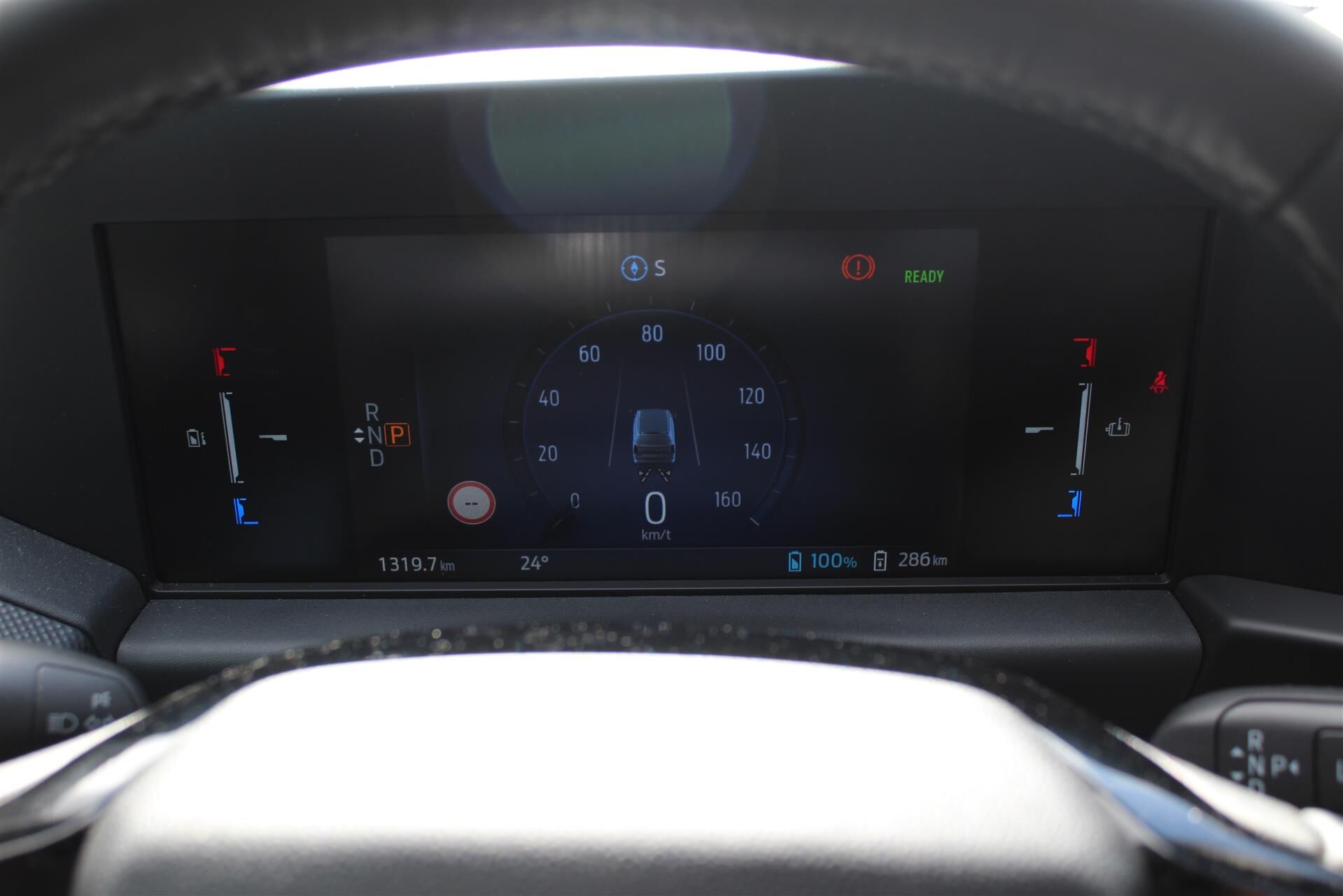 Billede af Ford E-Transit Custom 340 L2H1 EL Trend 136HK Van Aut.
