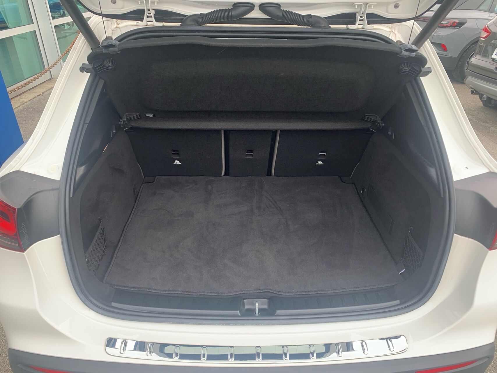 Billede af Mercedes-Benz EQA 350 EL 4Matic 292HK 5d Aut.