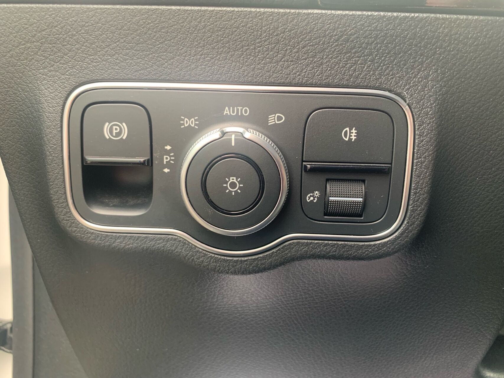 Billede af Mercedes-Benz EQA 350 EL 4Matic 292HK 5d Aut.