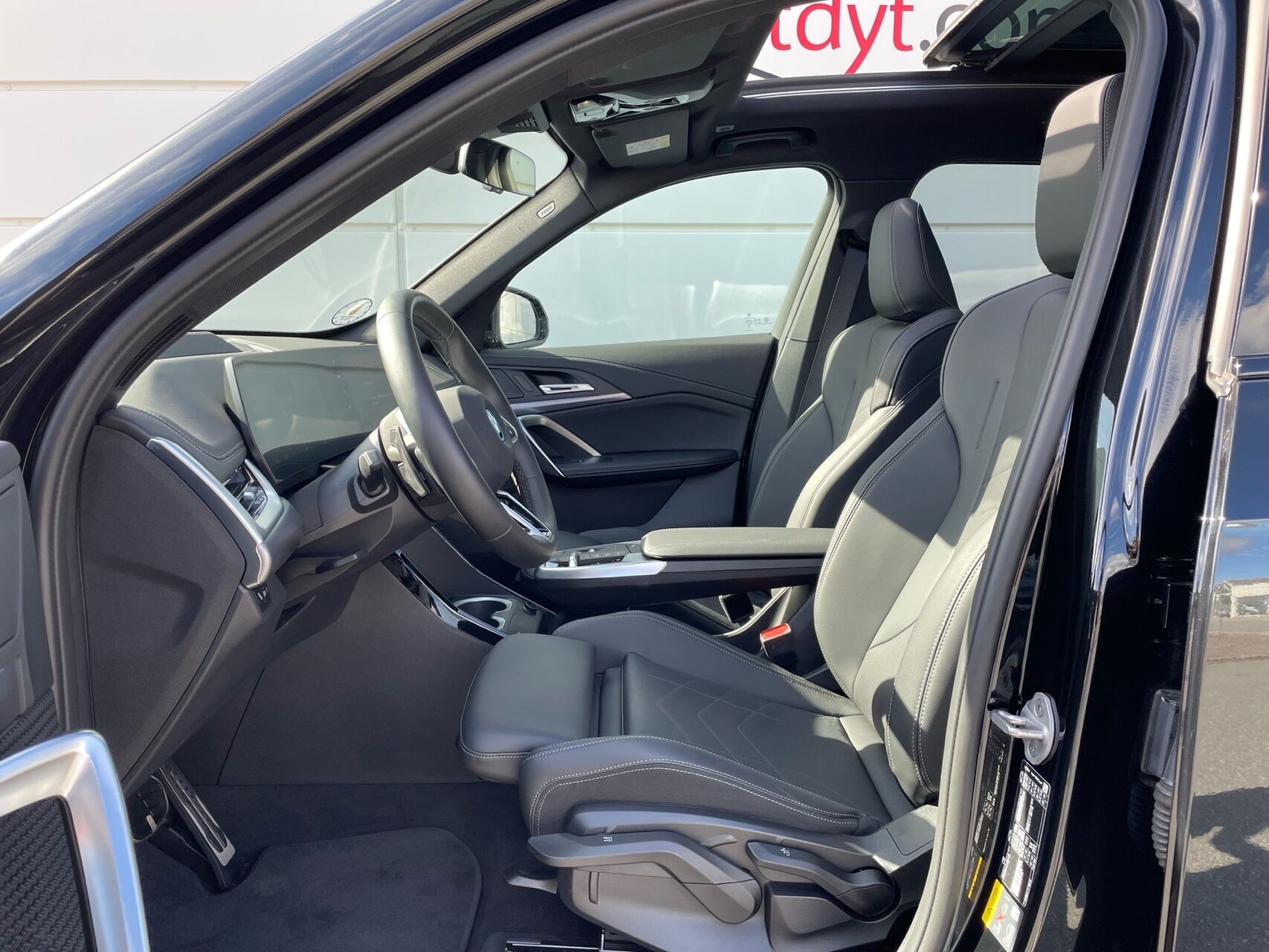 Billede af BMW iX1 eDrive20 EL M-Sport 204HK 5d Aut.