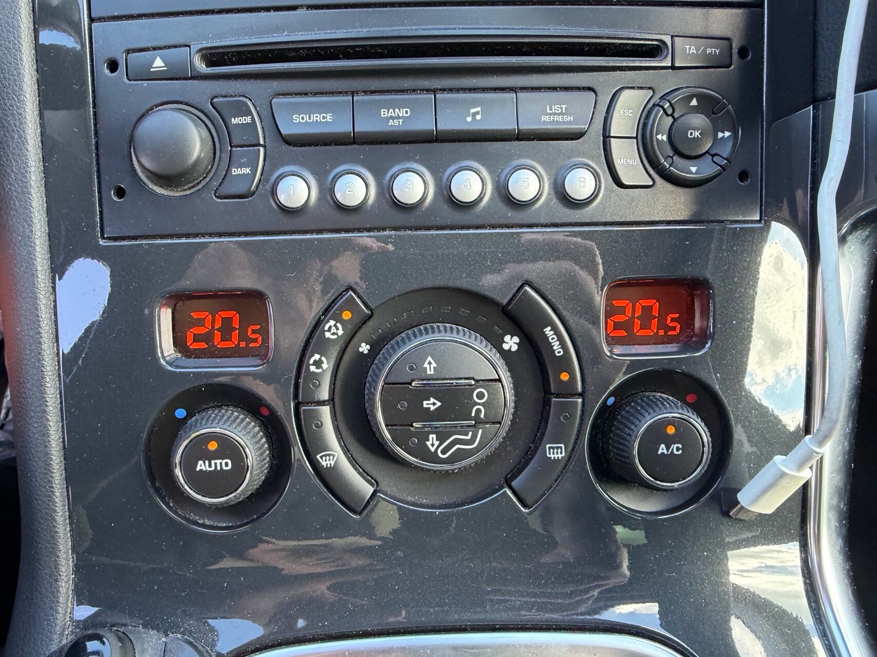 Billede af Peugeot 3008 2,0 HDI FAP Premium 150HK 6g