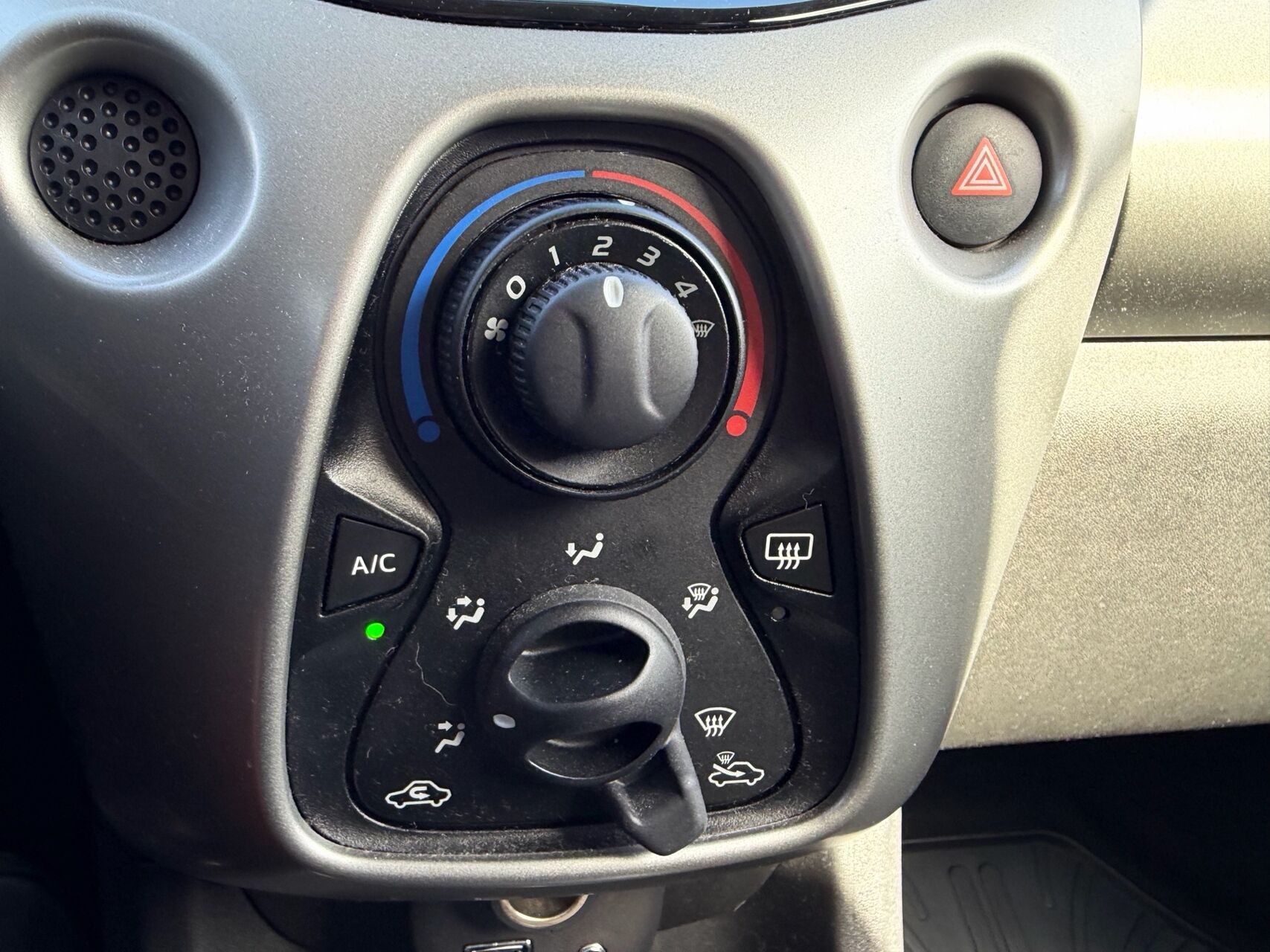 Billede af Toyota Aygo 1,0 VVT-I X-Black 69HK 5d