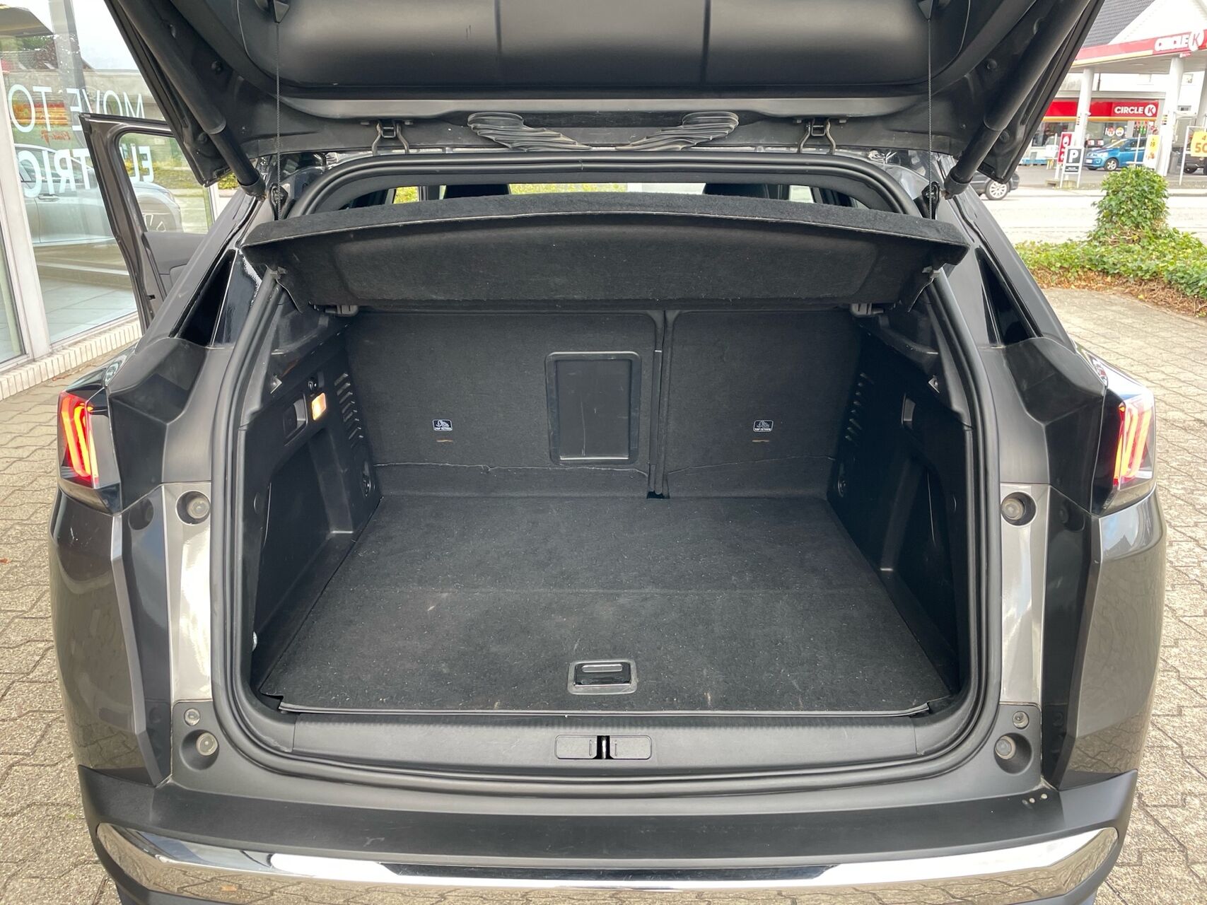 Billede af Peugeot 3008 1,6 PureTech  Plugin-hybrid GT Pack AWD EAT8 300HK 5d 8g Aut.