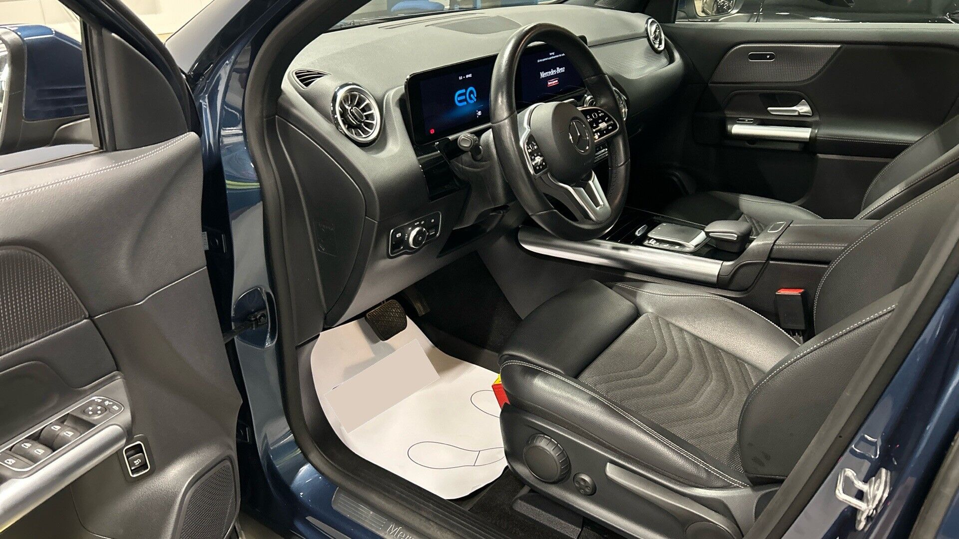 Billede af Mercedes-Benz EQA 300 EL Progressive 4Matic 228HK 5d Aut.