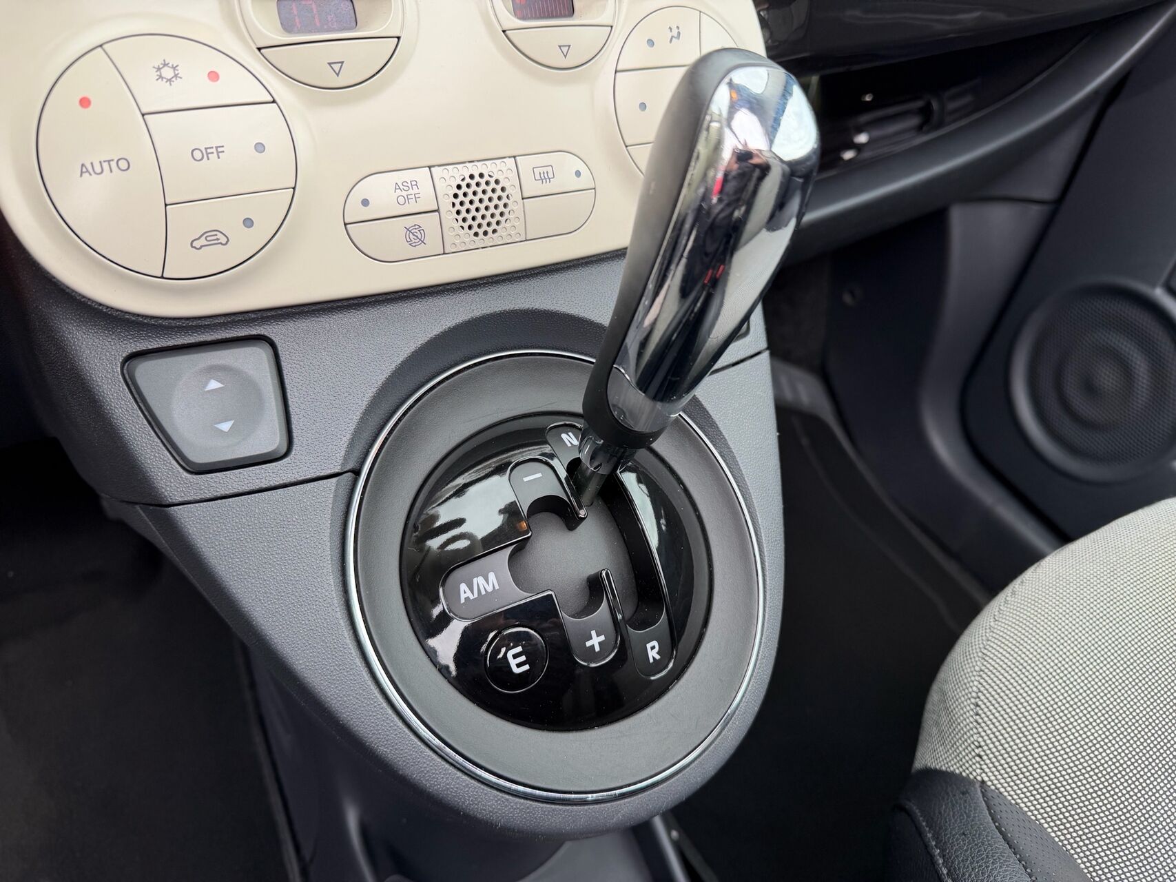 Billede af Fiat 500 1,2 aut. 69HK 3d