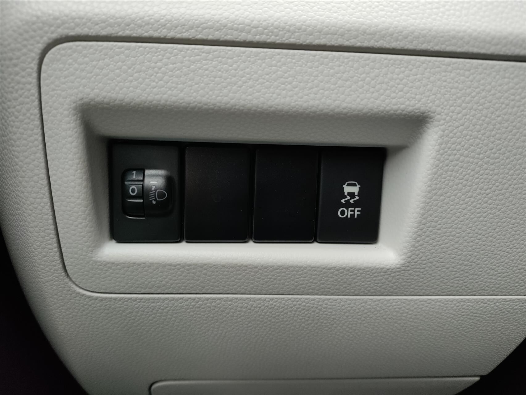 Billede af Suzuki Ignis 1,2 Dualjet Active AGS 90HK 5d Aut.