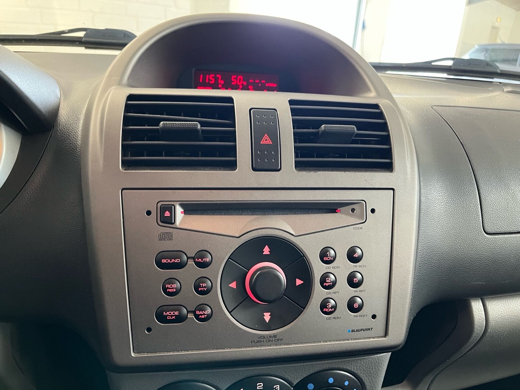 Billede af Suzuki Ignis 1,3 GL 94HK 5d