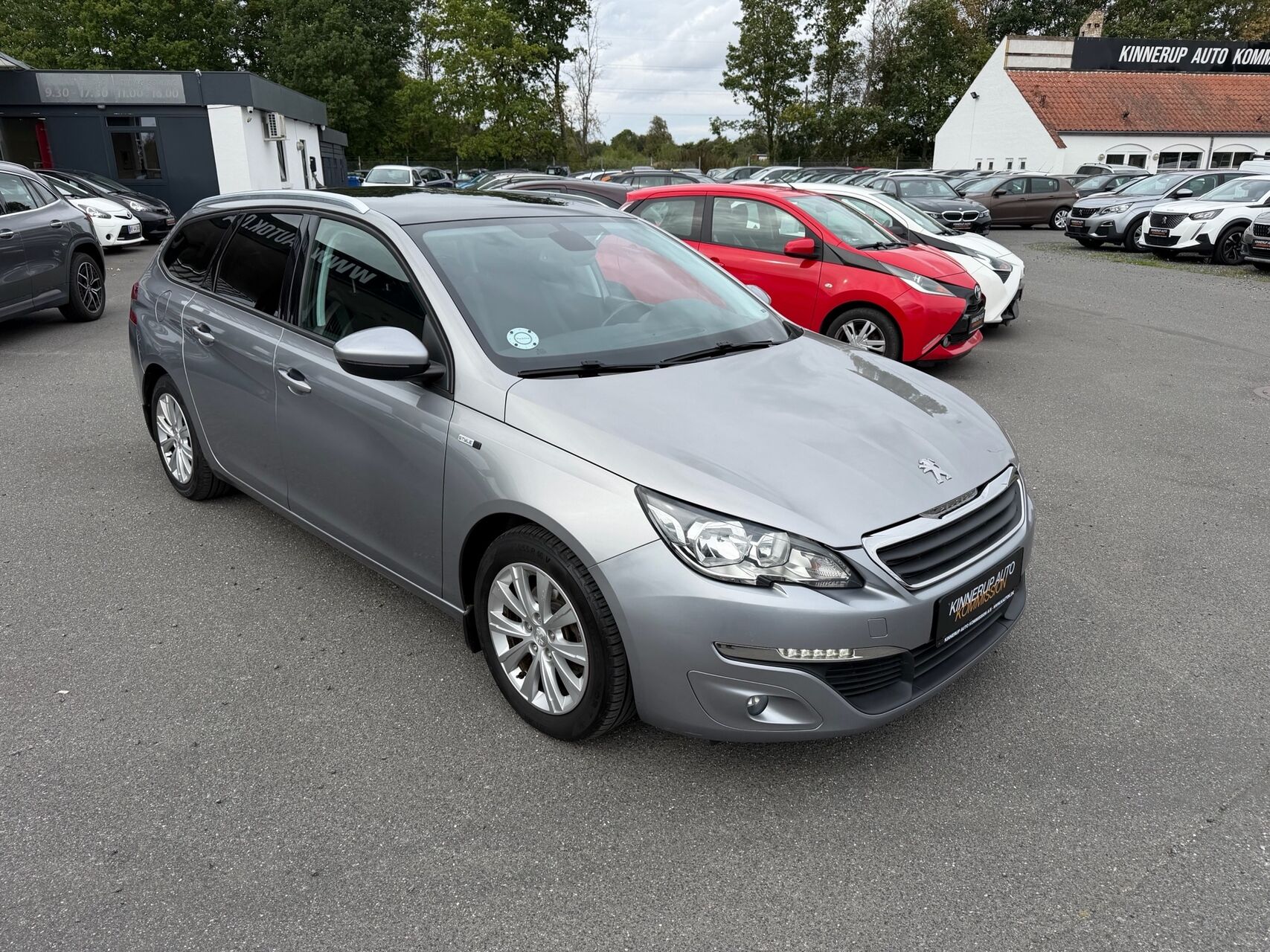 Billede af Peugeot 308 SW 1,6 BlueHDi Style LTD 120HK Stc
