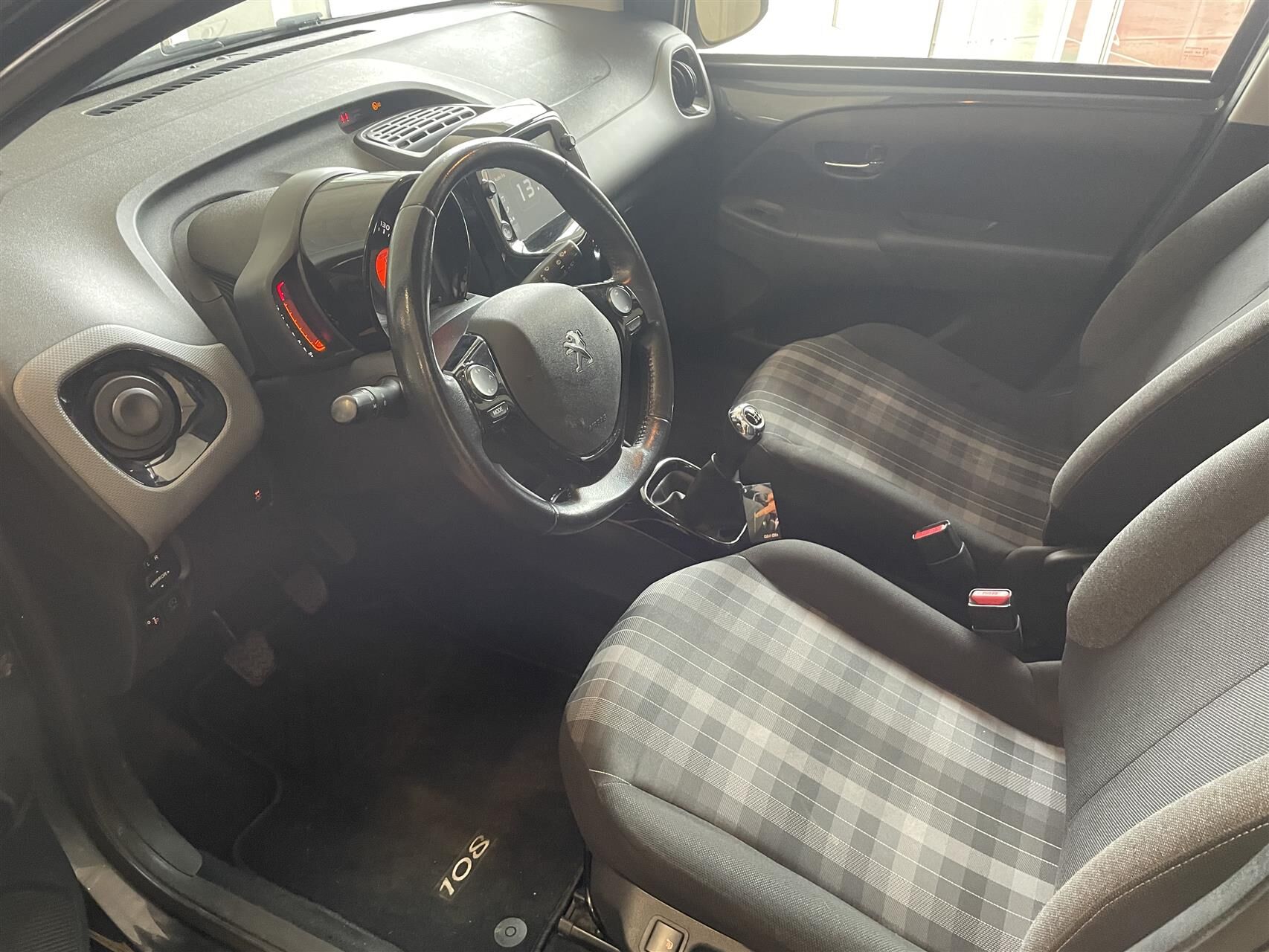 Billede af Peugeot 108 1,0 e-Vti Allure+ 72HK 5d