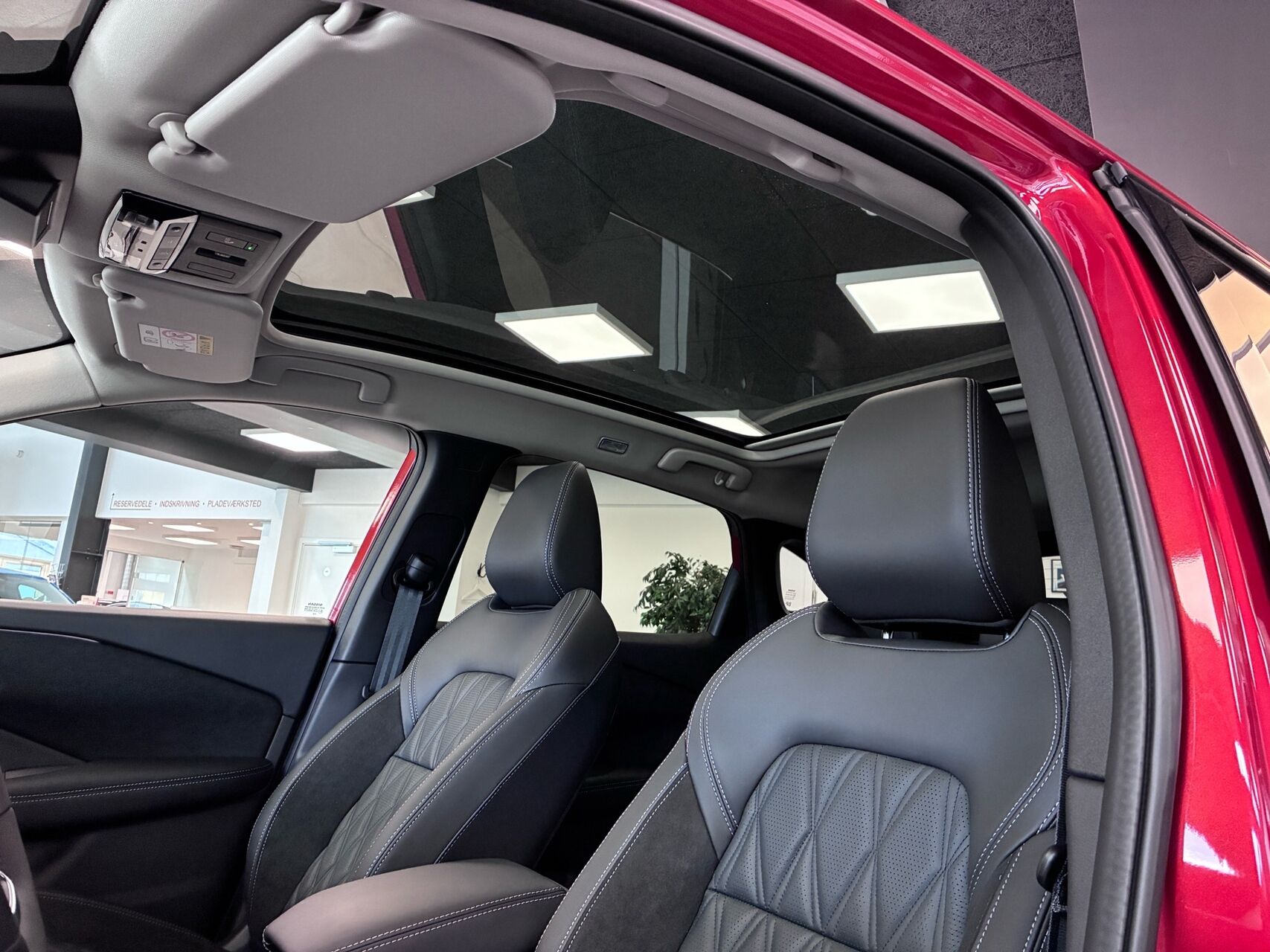 Billede af Nissan QASHQAI MY26 Mild-Hybrid 158 Xtronic 2 WD Tekna PLUS