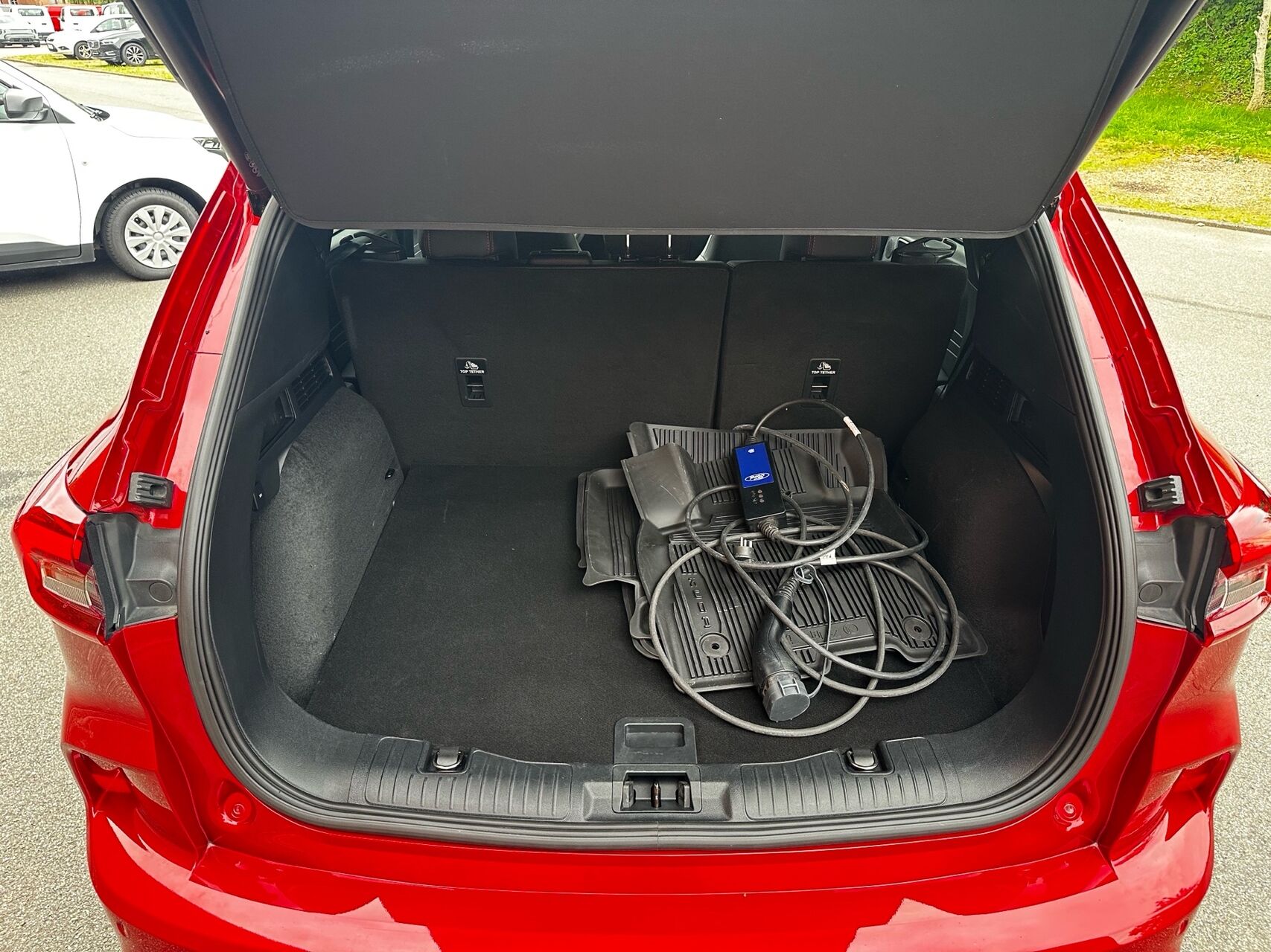 Billede af Ford Kuga 2,5 Plugin-hybrid ST-Line X CVT 243HK 5d Aut.