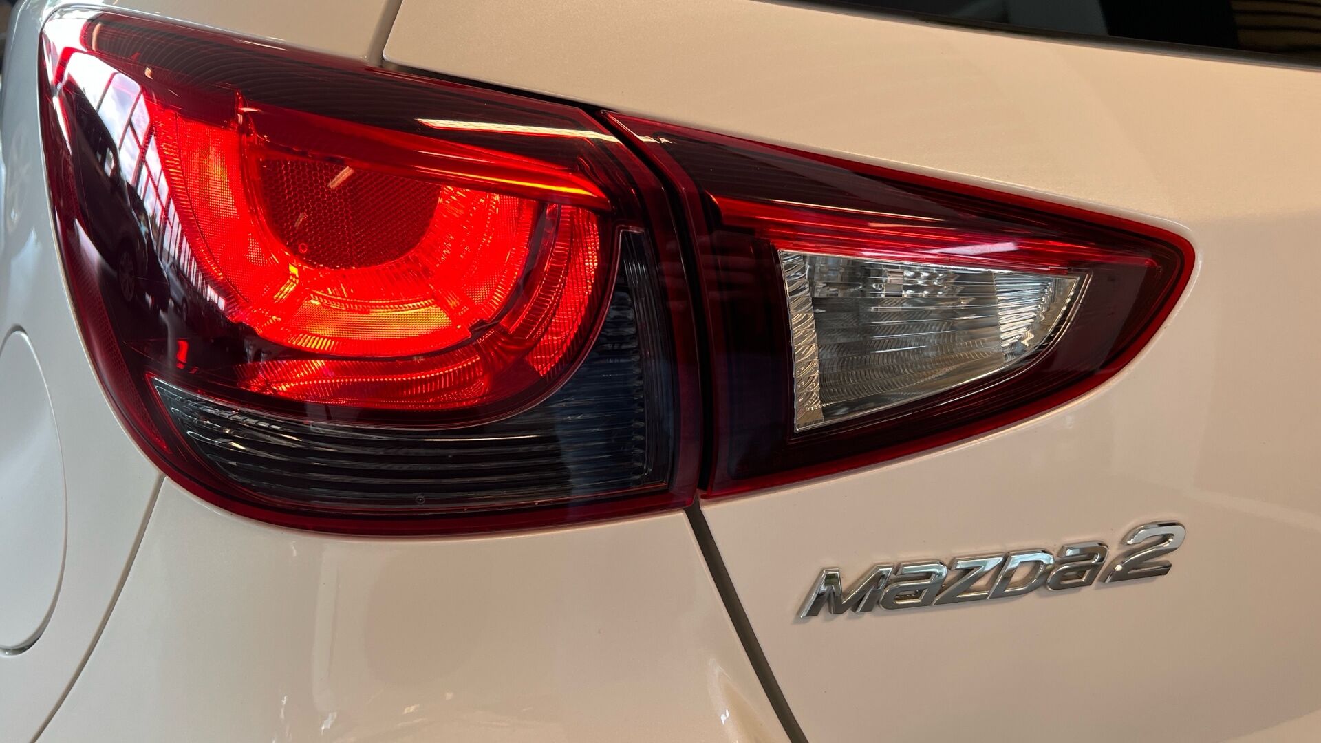 Billede af Mazda 2 1,5 Skyactiv-G Niseko 90HK 5d