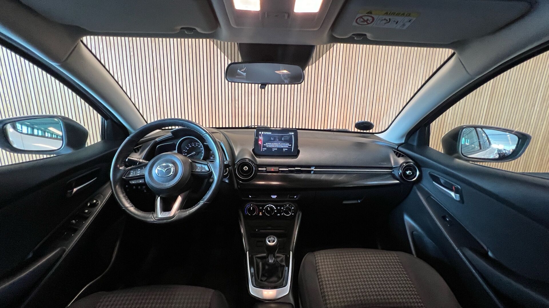 Billede af Mazda 2 1,5 Skyactiv-G Niseko 90HK 5d