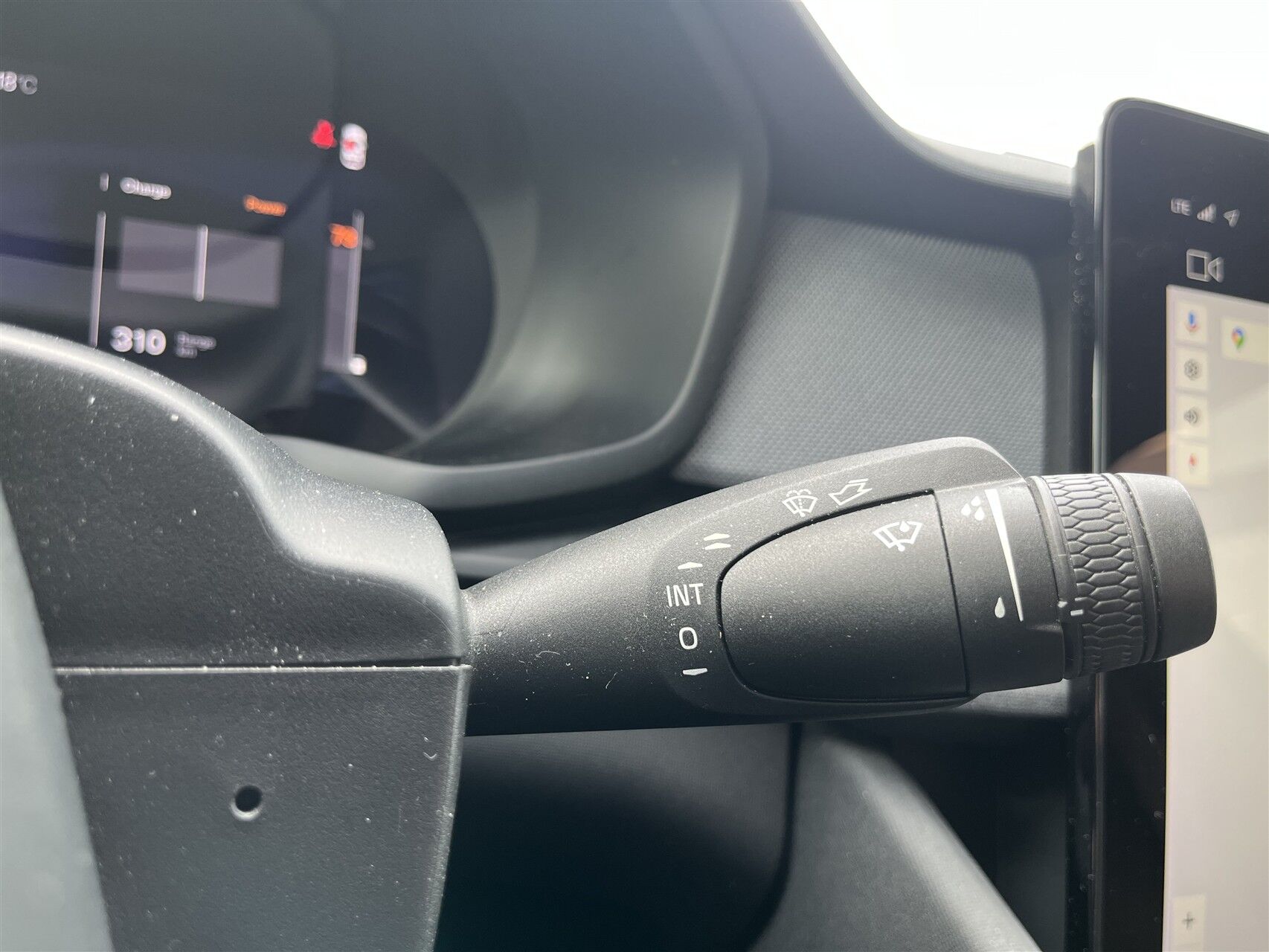 Billede af Polestar 2 EL Long Range Plus AWD 408HK 5d Aut.