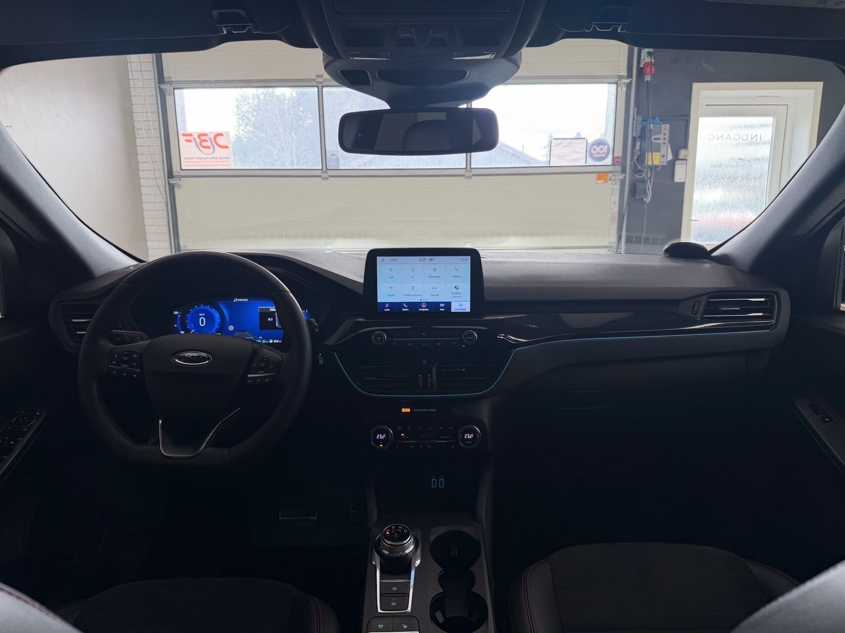 Billede af Ford Kuga 2,5 Plugin-hybrid ST-Line X CVT 225HK 5d Trinl. Gear