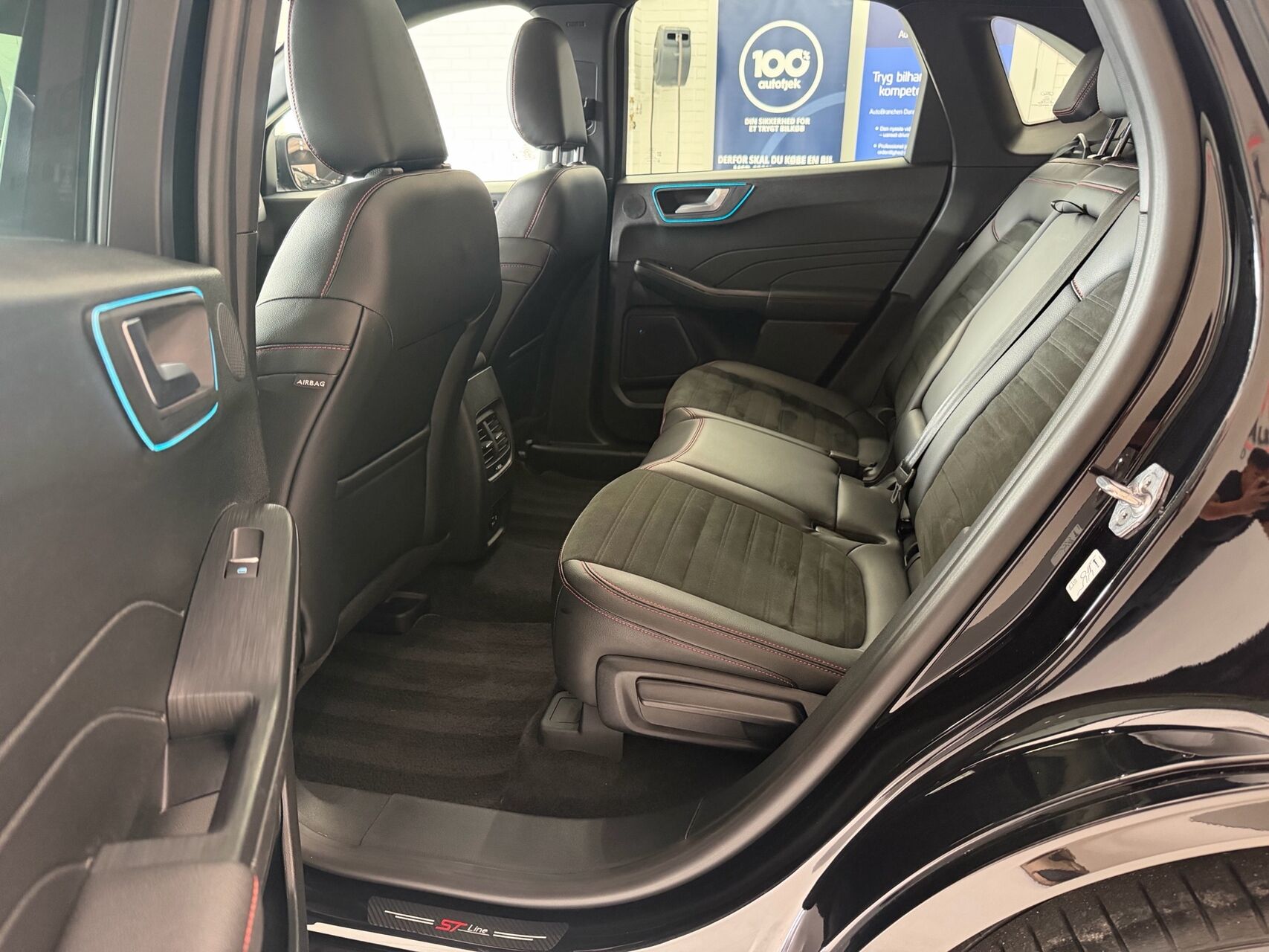 Billede af Ford Kuga 2,5 Plugin-hybrid ST-Line X CVT 225HK 5d Trinl. Gear