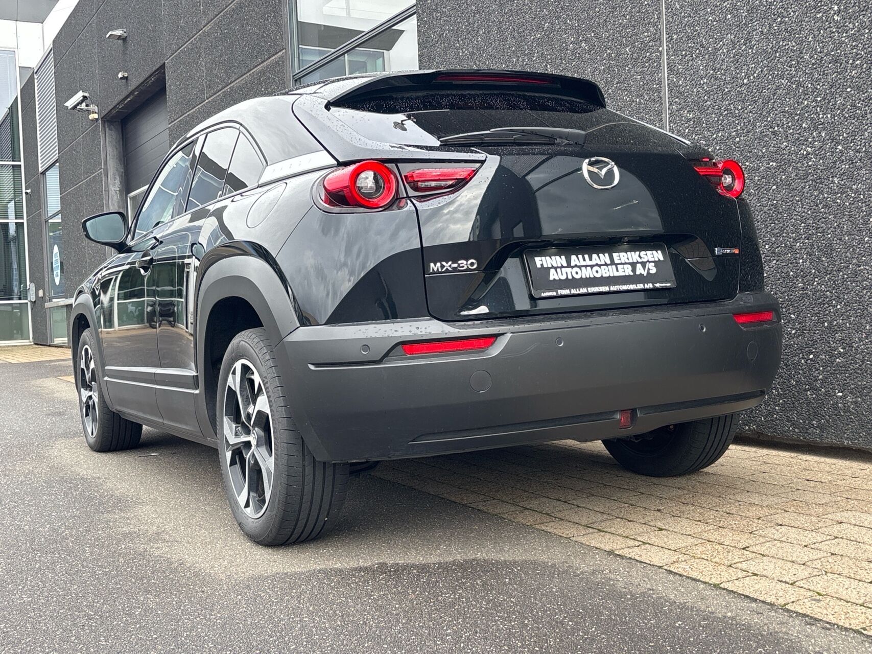Billede af Mazda MX-30 0,8 e-Skyactiv R-EV  Plugin-hybrid Advance 170HK 5d Trinl. Gear