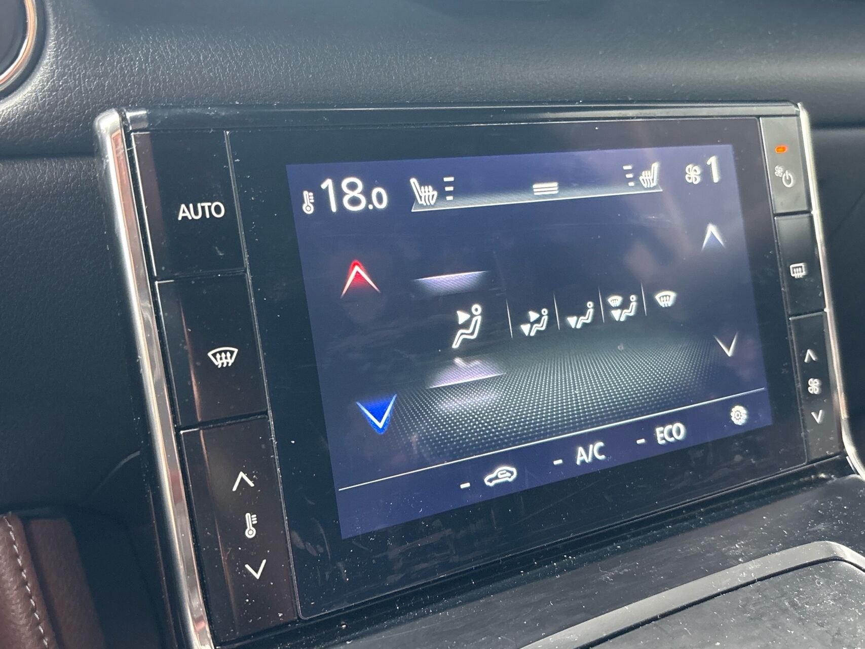 Billede af Mazda MX-30 0,8 e-Skyactiv R-EV  Plugin-hybrid Advance 170HK 5d Trinl. Gear