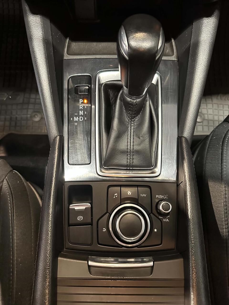 Billede af Mazda 6 2,2 Skyactiv-D Core Business 150HK Stc 6g Aut.