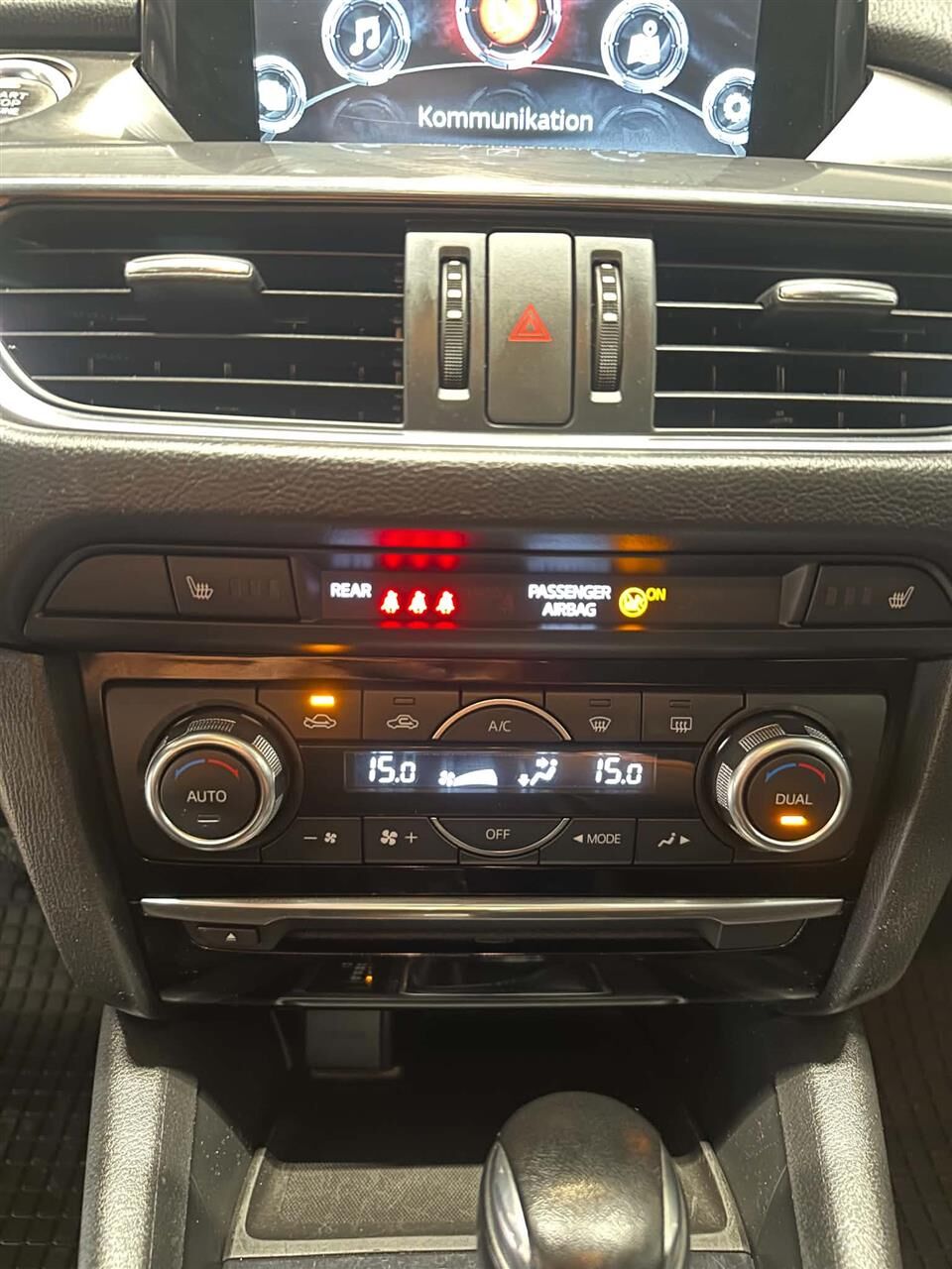Billede af Mazda 6 2,2 Skyactiv-D Core Business 150HK Stc 6g Aut.