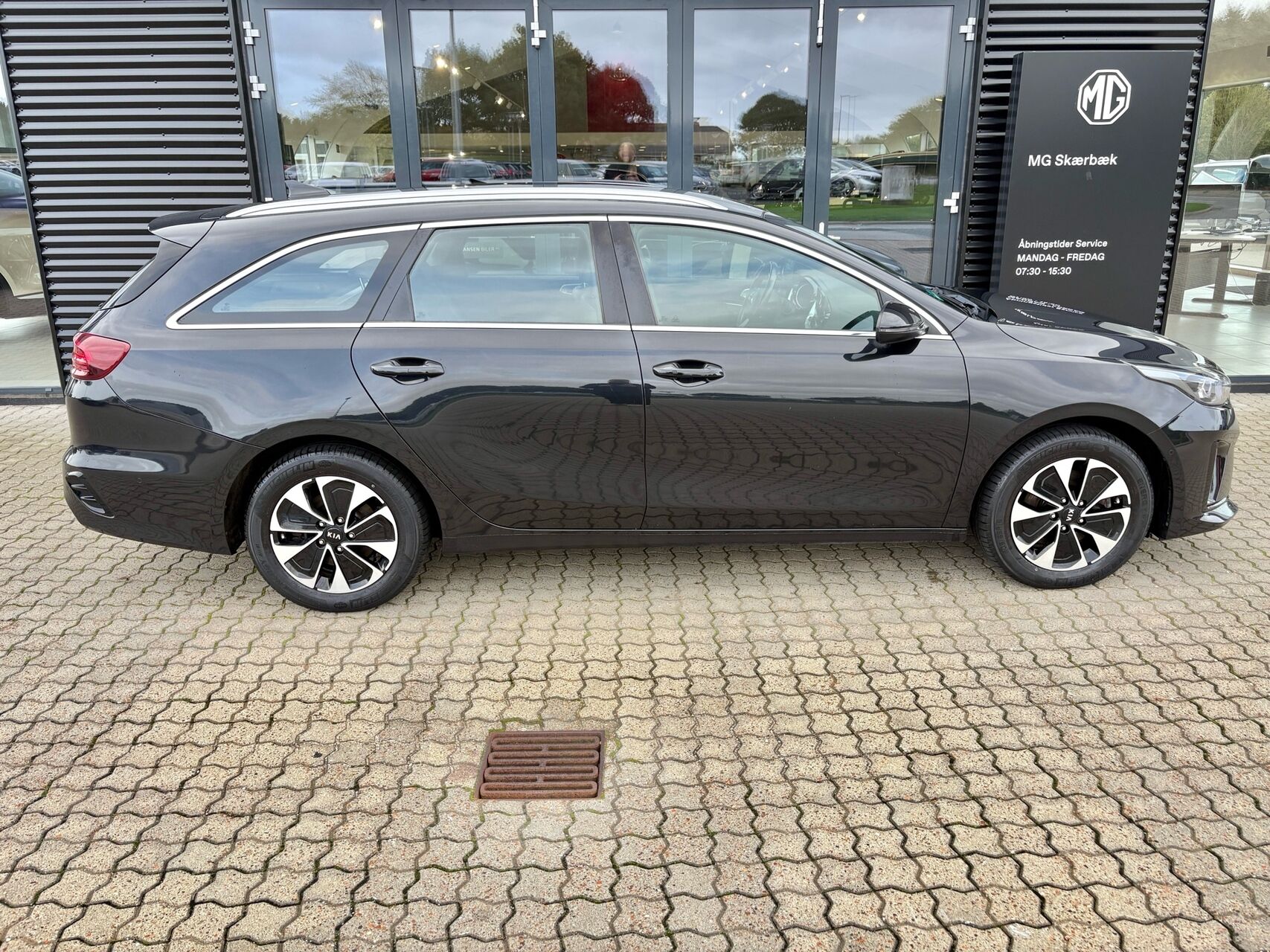 Billede af Kia Ceed SW 1,6 GDI PHEV  Plugin-hybrid Prestige DCT 141HK Stc 6g Aut.