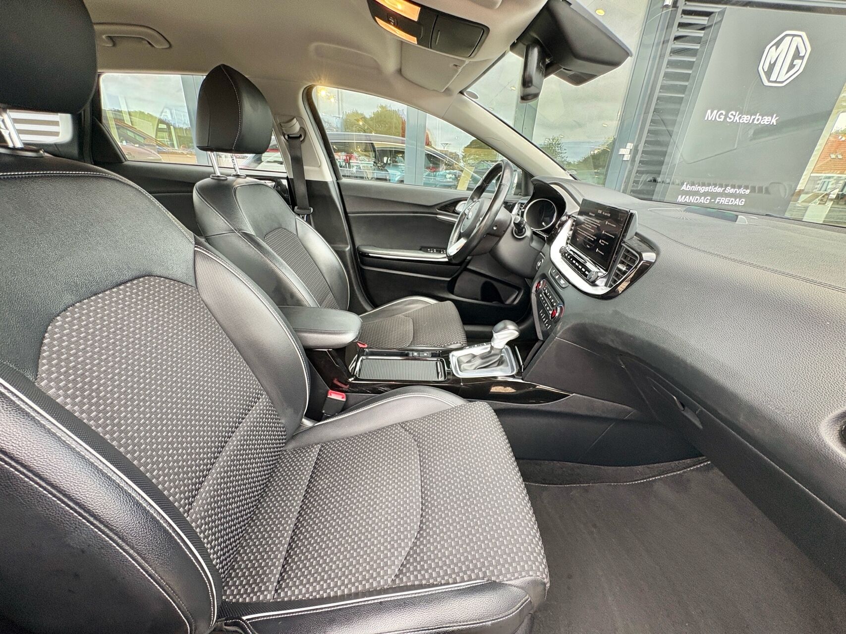 Billede af Kia Ceed SW 1,6 GDI PHEV  Plugin-hybrid Prestige DCT 141HK Stc 6g Aut.