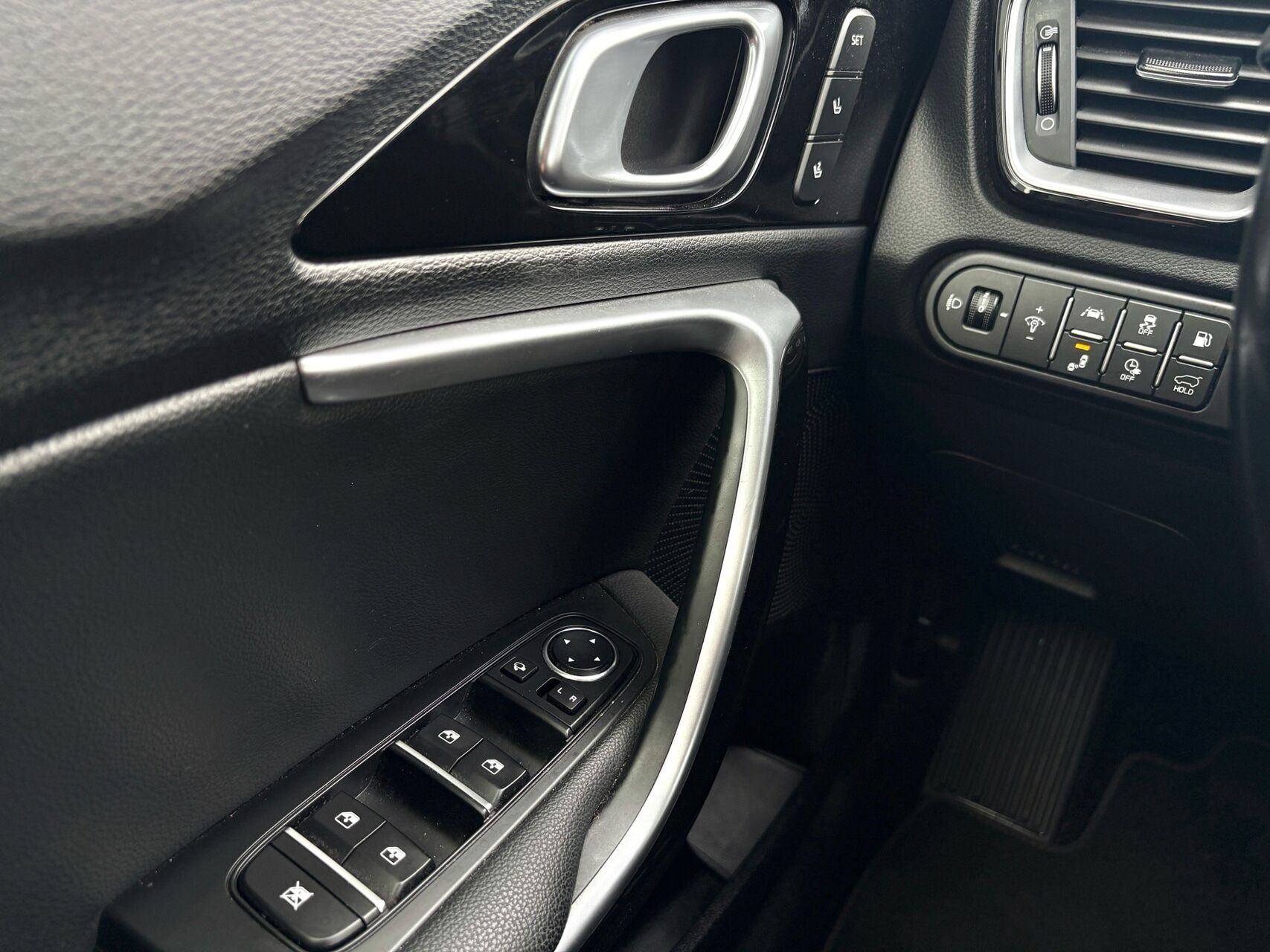 Billede af Kia Ceed SW 1,6 GDI PHEV  Plugin-hybrid Prestige DCT 141HK Stc 6g Aut.