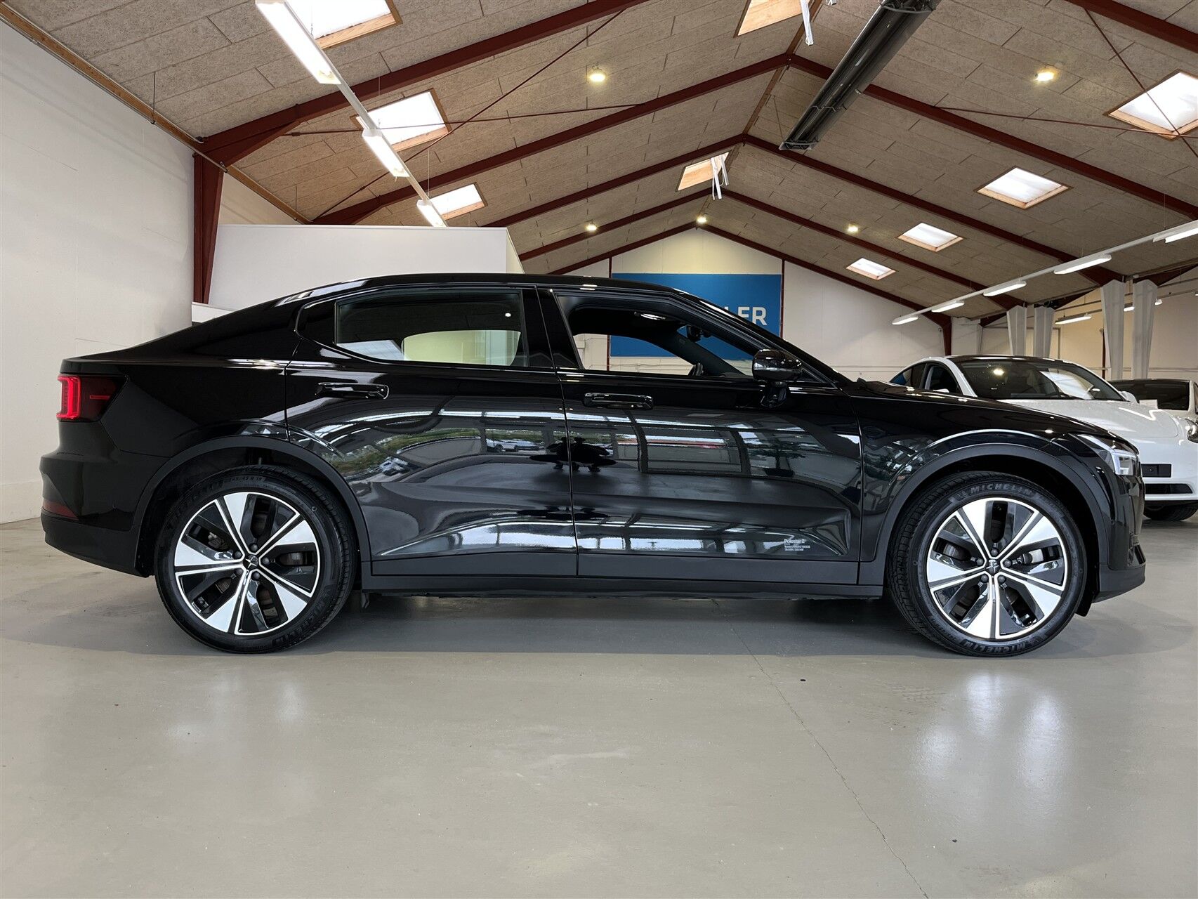 Billede af Polestar 2 EL Long Range Plus AWD 408HK 5d Aut.