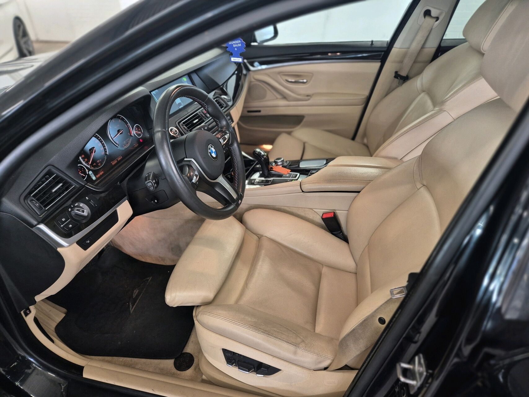 Billede af BMW 530d 3,0 D 258HK 8g Aut.