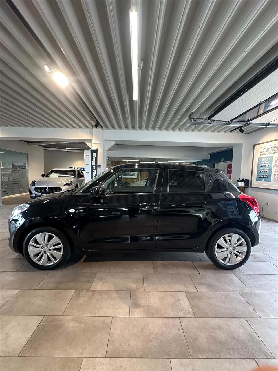 Billede af Suzuki Swift 1,2 Dualjet  Mild hybrid Action AEB 90HK 5d