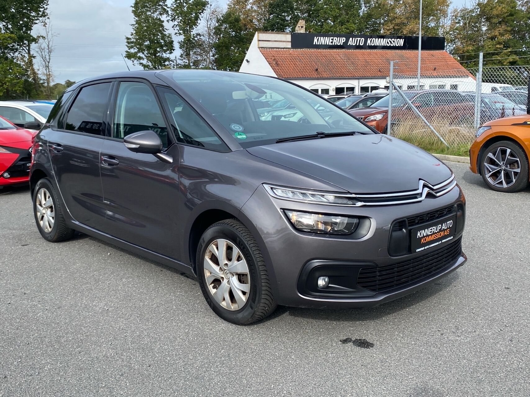 Billede af Citroën C4 SpaceTourer 1,6 Blue HDi Iconic start/stop 120HK