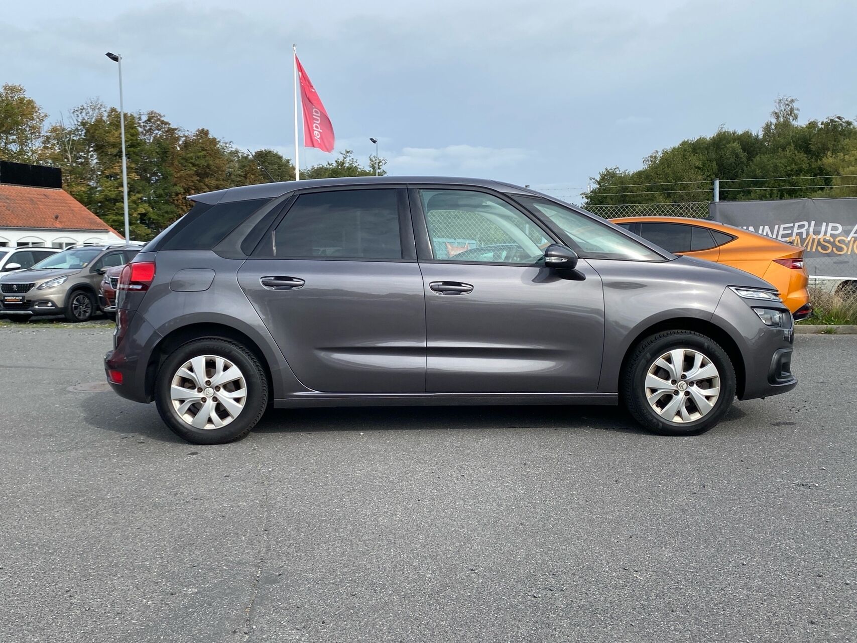 Billede af Citroën C4 SpaceTourer 1,6 Blue HDi Iconic start/stop 120HK