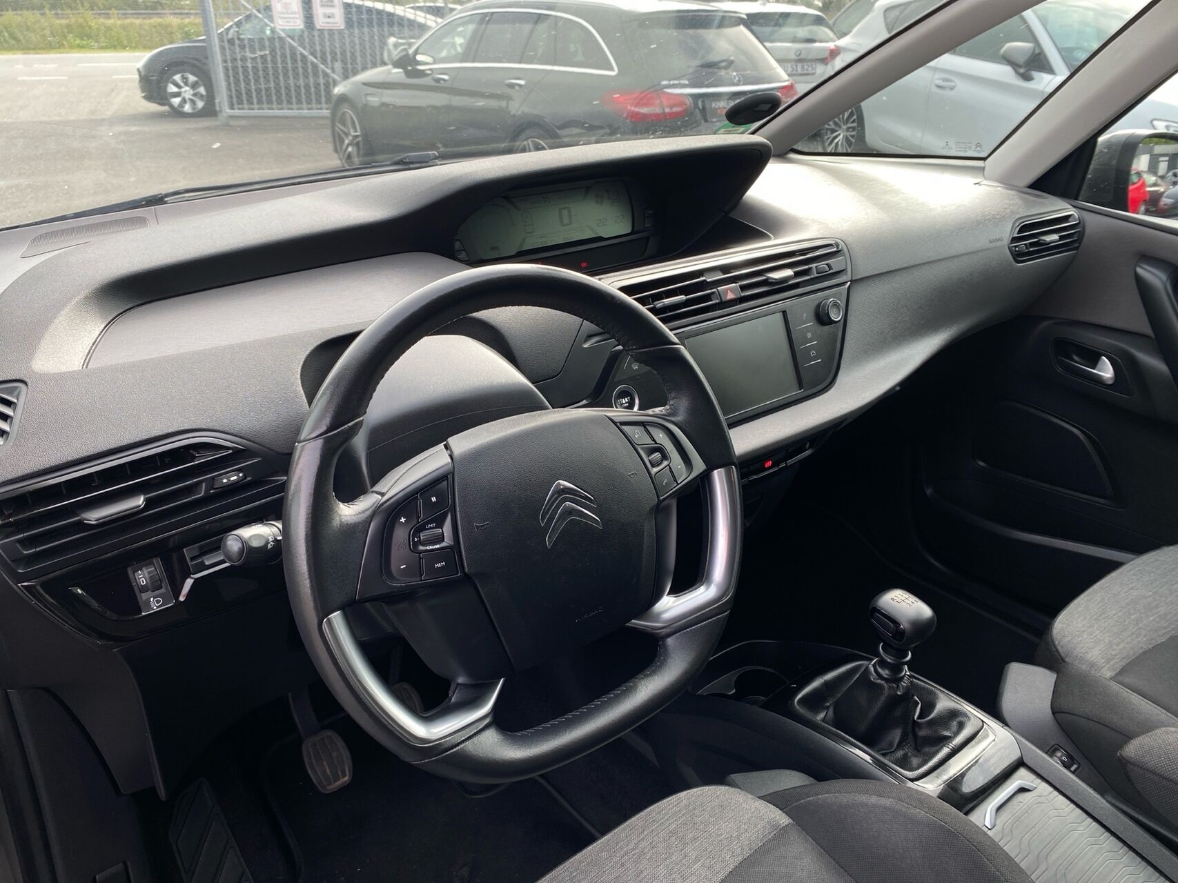 Billede af Citroën C4 SpaceTourer 1,6 Blue HDi Iconic start/stop 120HK