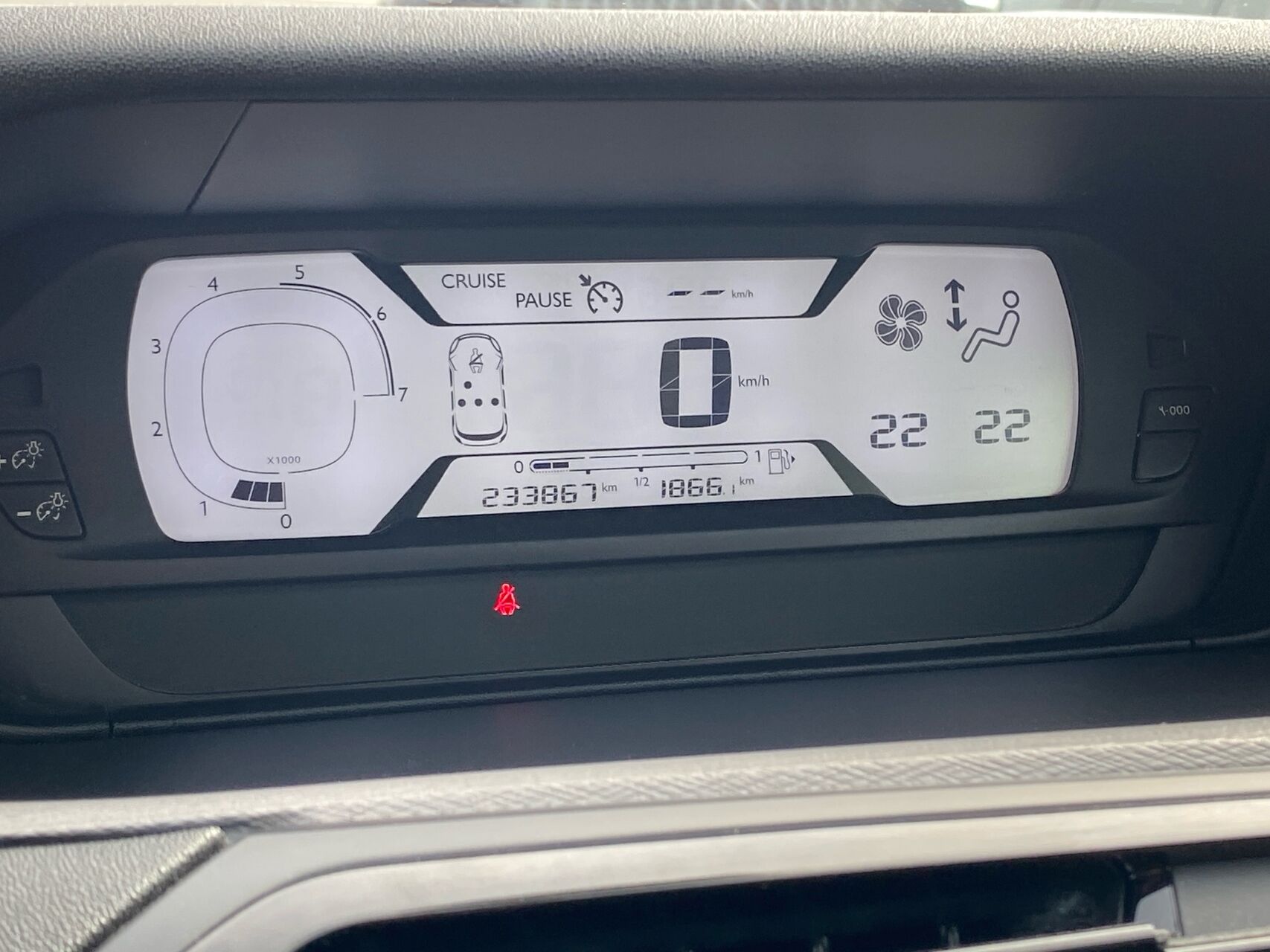 Billede af Citroën C4 SpaceTourer 1,6 Blue HDi Iconic start/stop 120HK