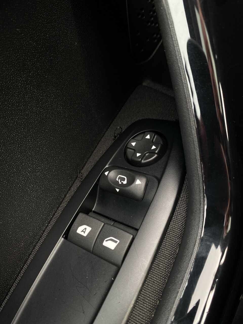 Billede af Peugeot 208 1,2 PureTech Selection Sky 82HK 5d