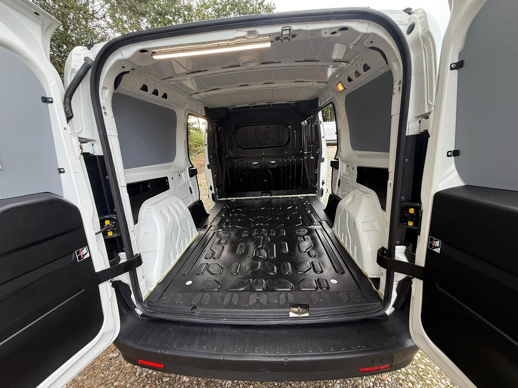 Billede af Opel Combo L2H1 1,3 CDTI Start/Stop 95HK Van 6g