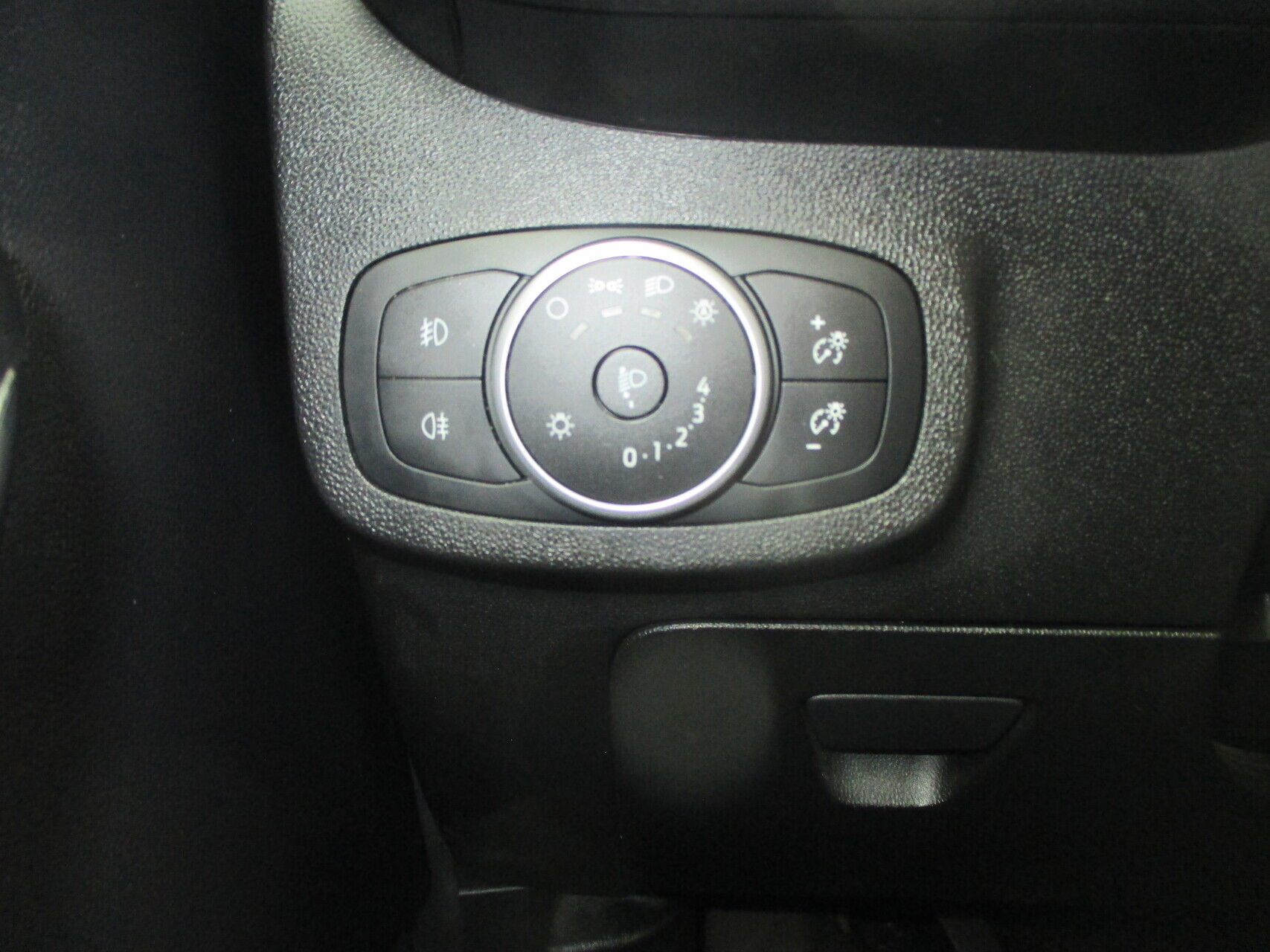 Billede af Ford Fiesta 1,0 EcoBoost Titanium Start/Stop 100HK 5d