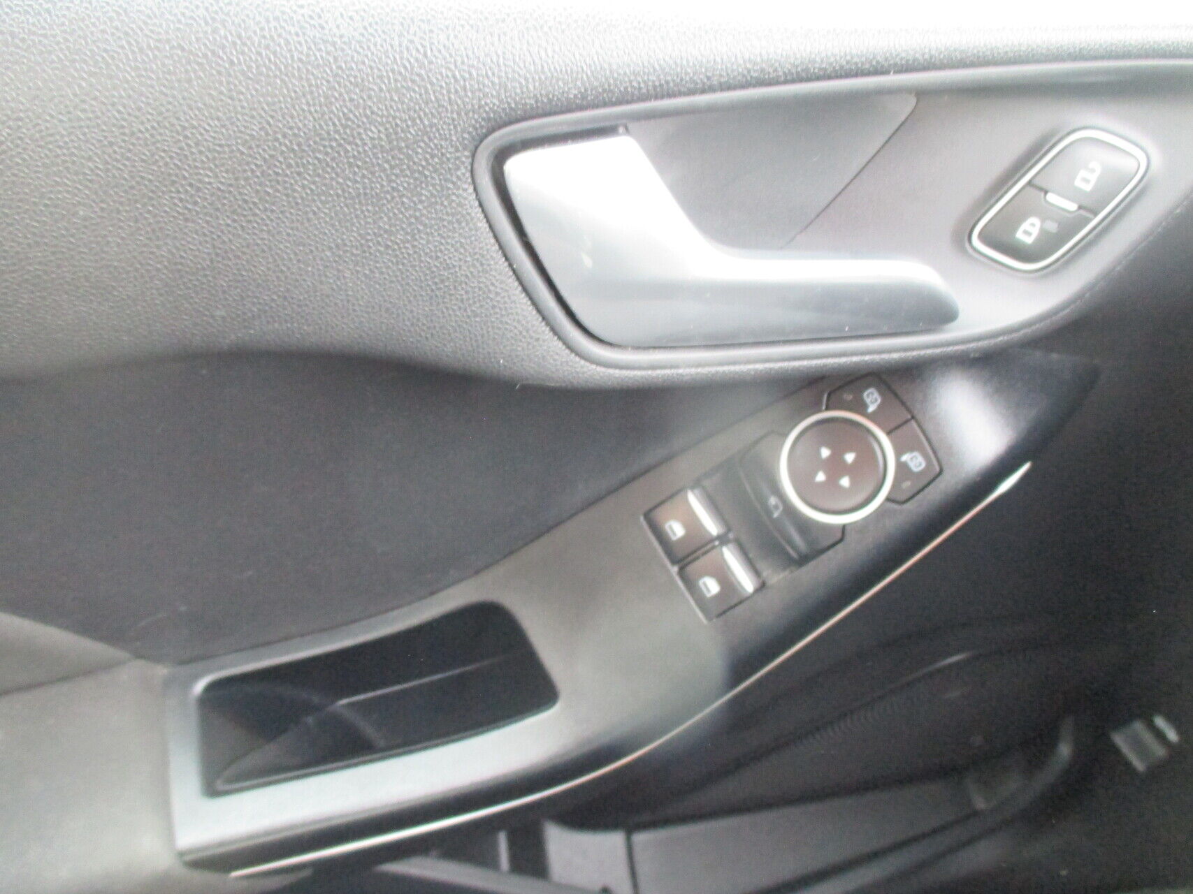 Billede af Ford Fiesta 1,0 EcoBoost Titanium Start/Stop 100HK 5d