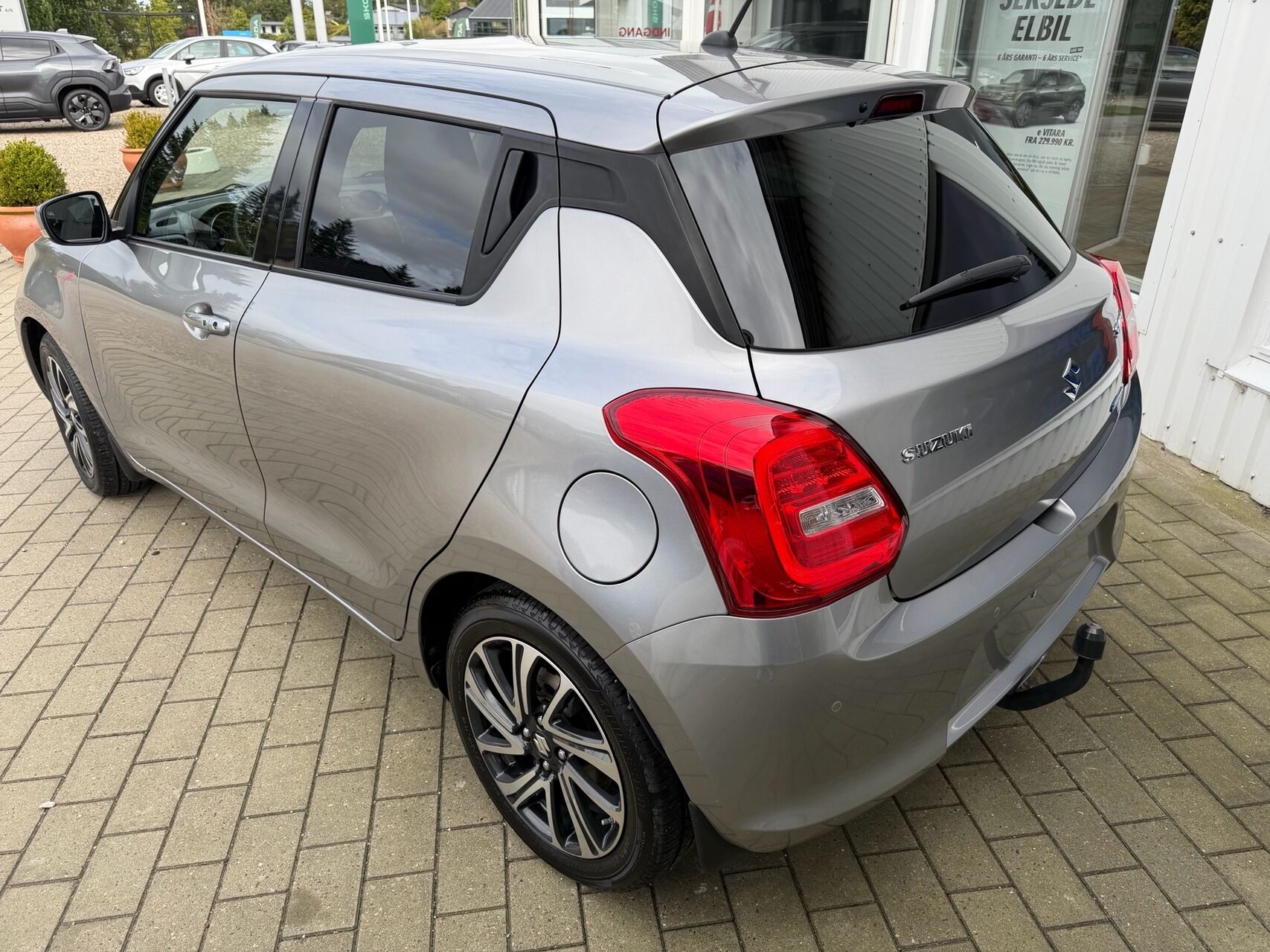 Billede af Suzuki Swift 1,2 Dualjet  Mild hybrid Exclusive AEB CVT 83HK 5d Trinl. Gear