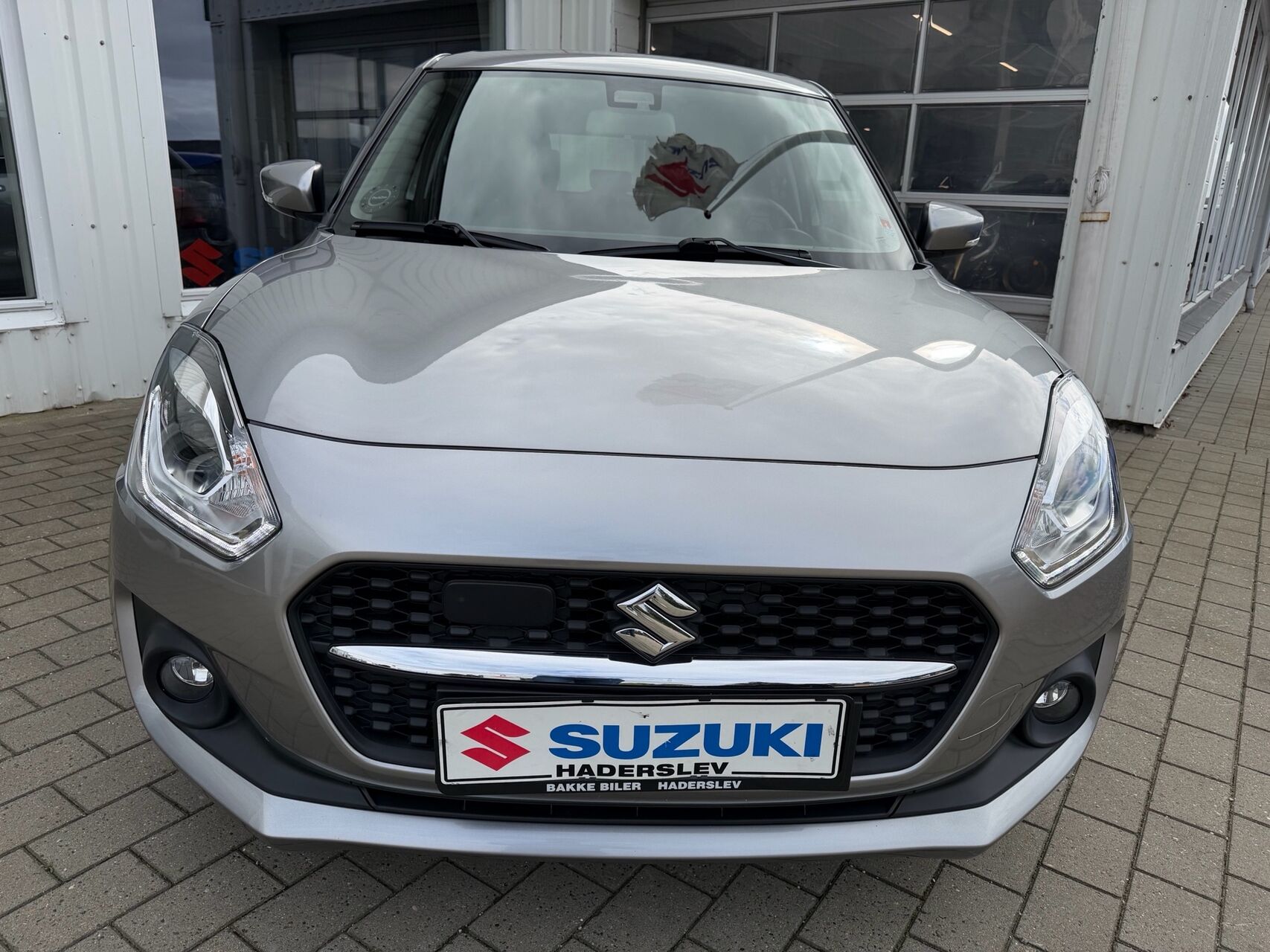 Billede af Suzuki Swift 1,2 Dualjet  Mild hybrid Exclusive AEB CVT 83HK 5d Trinl. Gear