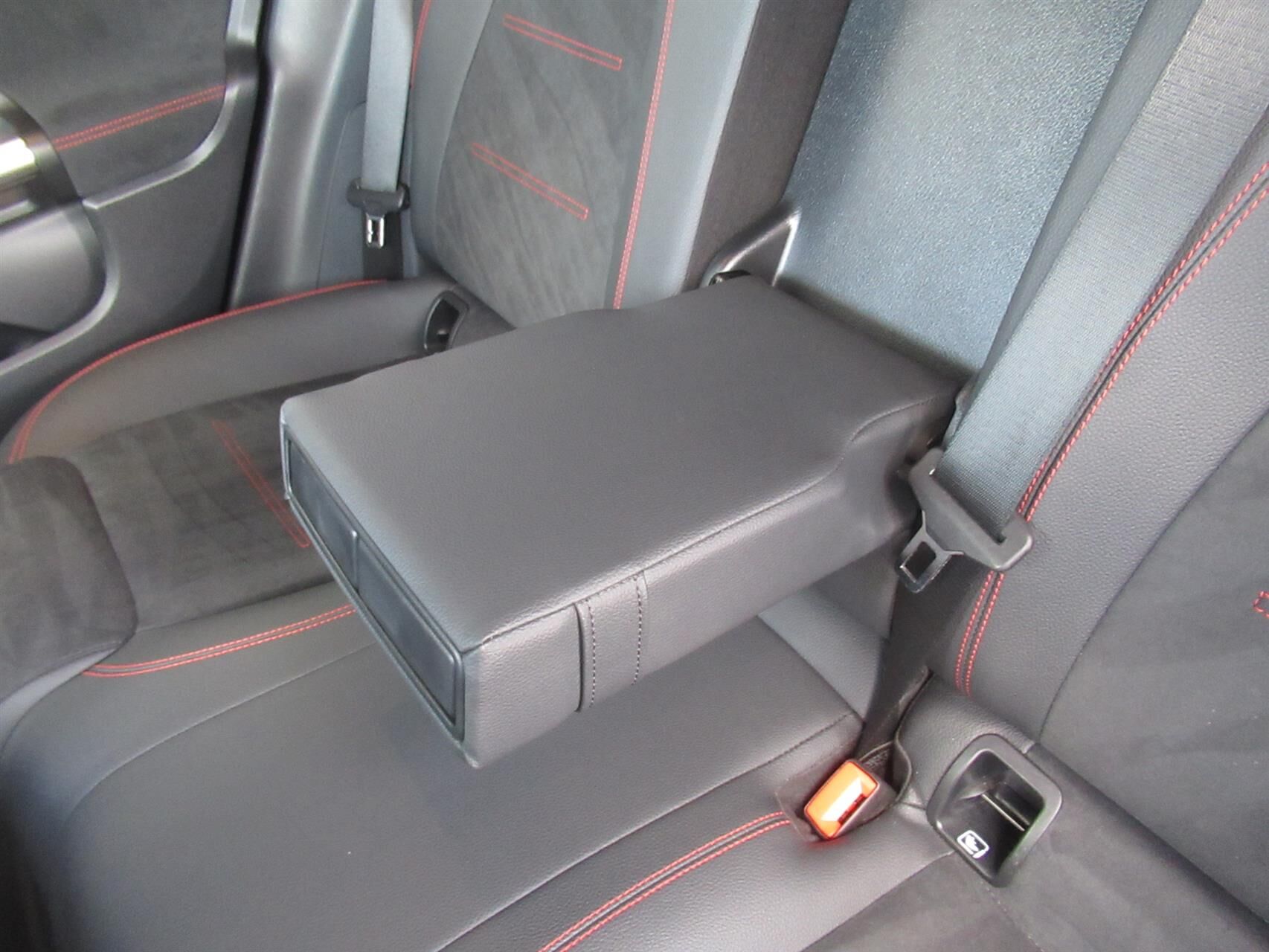 Billede af Mercedes-Benz EQA 250+ EL AMG Premium 190HK 5d Aut.